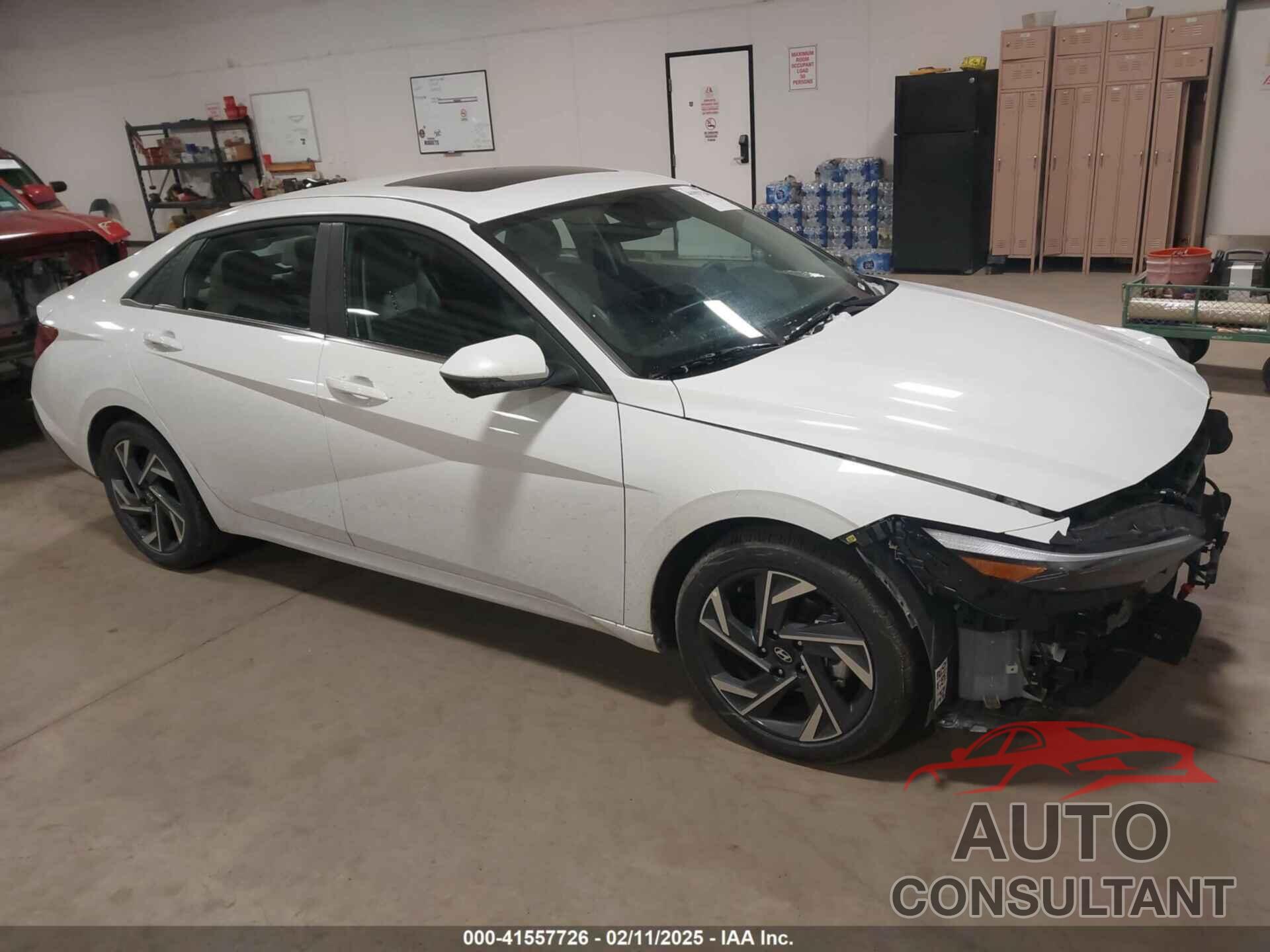HYUNDAI ELANTRA 2024 - KMHLP4DG1RU835274