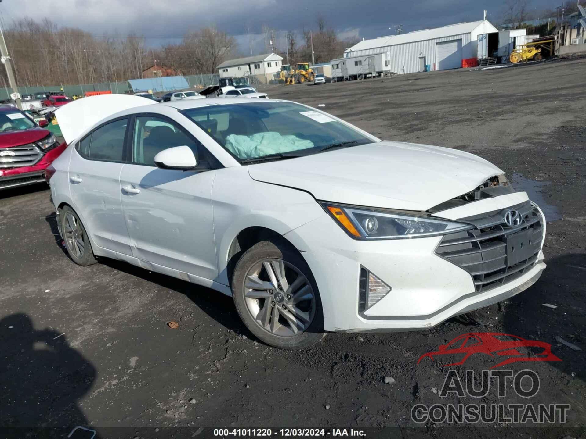 HYUNDAI ELANTRA 2020 - 5NPD84LF3LH511646