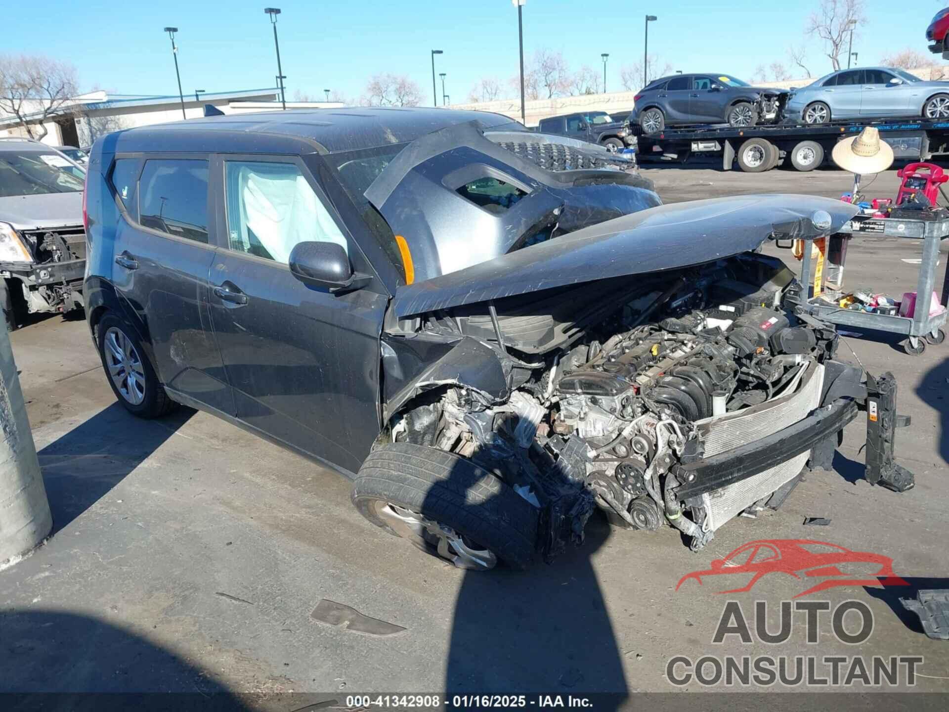 KIA SOUL 2020 - KNDJ23AU3L7100283