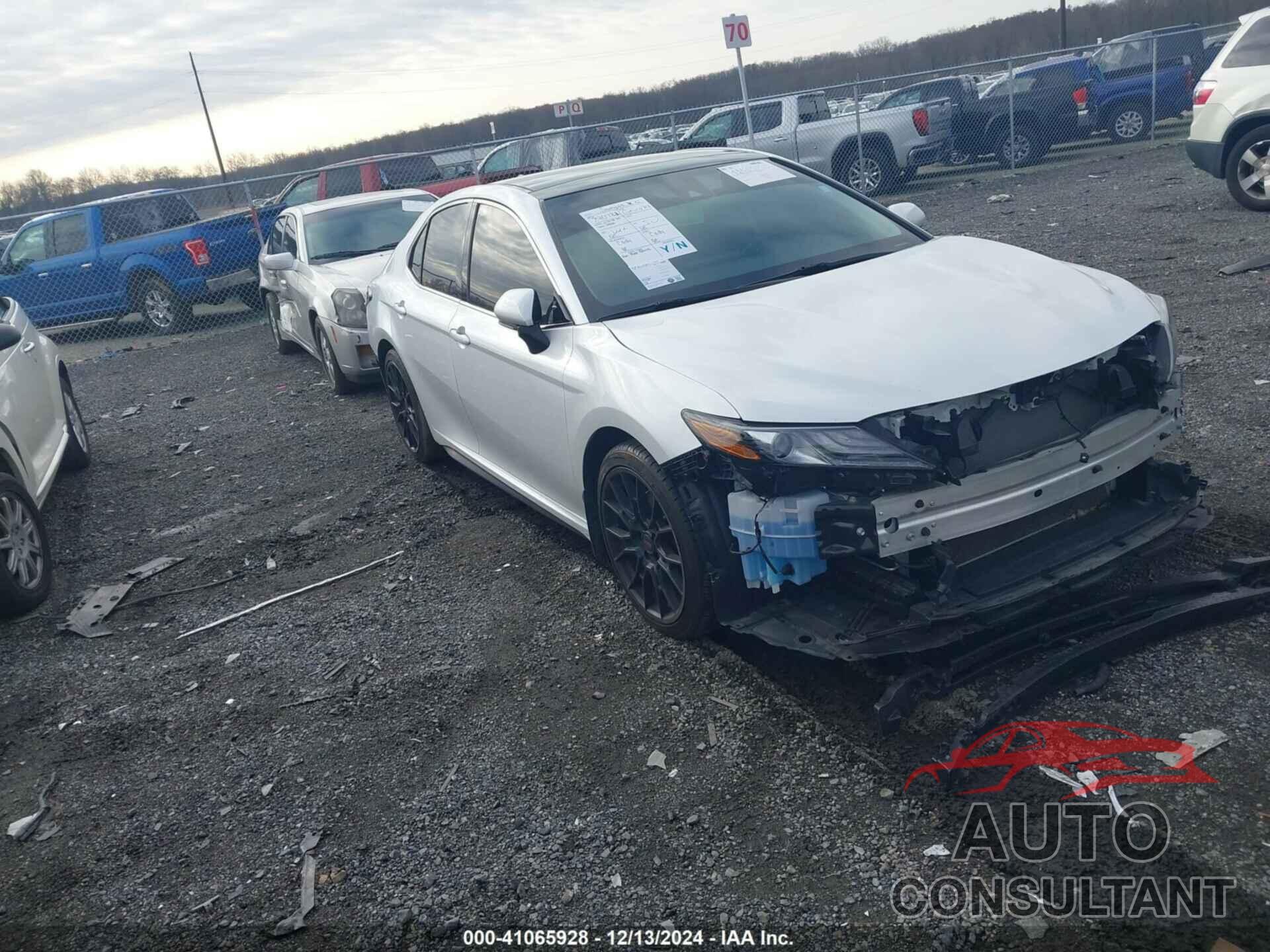 TOYOTA CAMRY 2021 - 4T1K61AK0MU566473