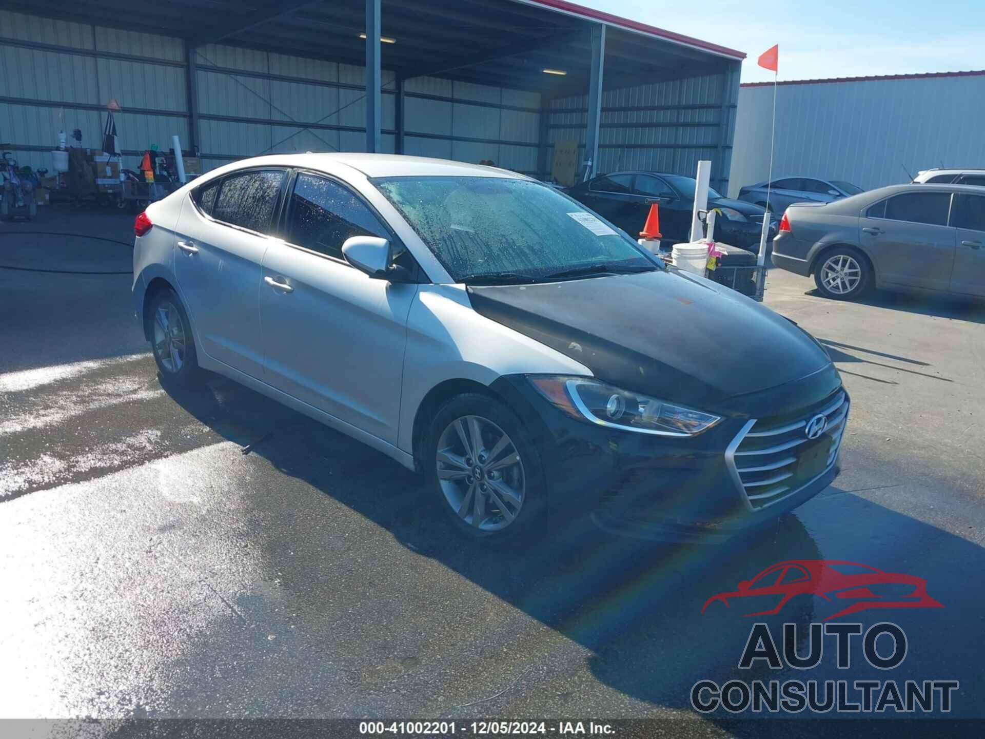 HYUNDAI ELANTRA 2018 - 5NPD84LF3JH258857