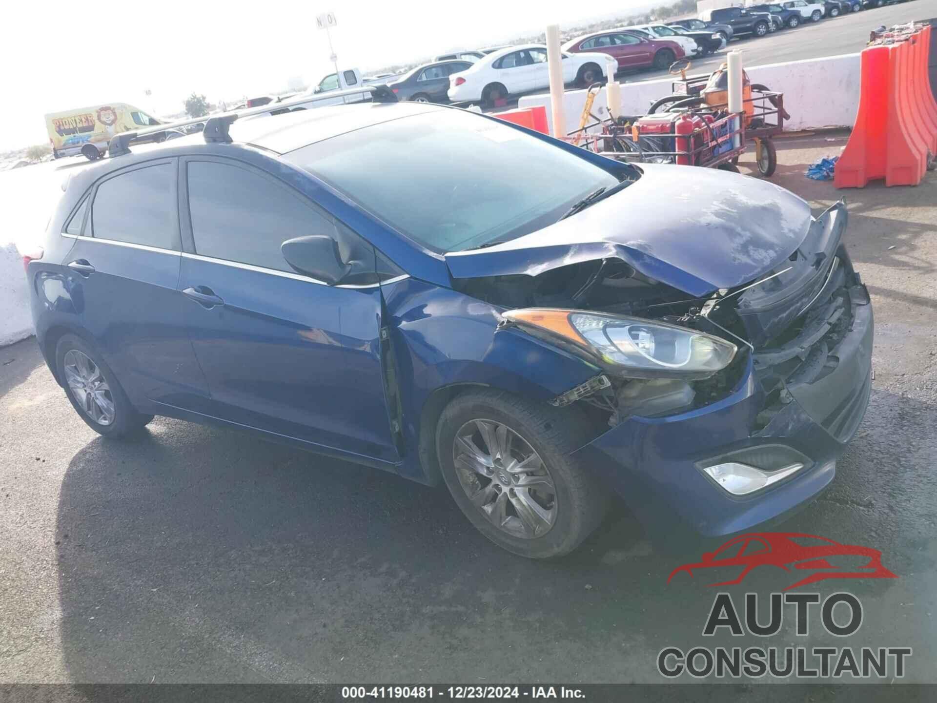 HYUNDAI ELANTRA GT 2013 - KMHD35LE2DU091361