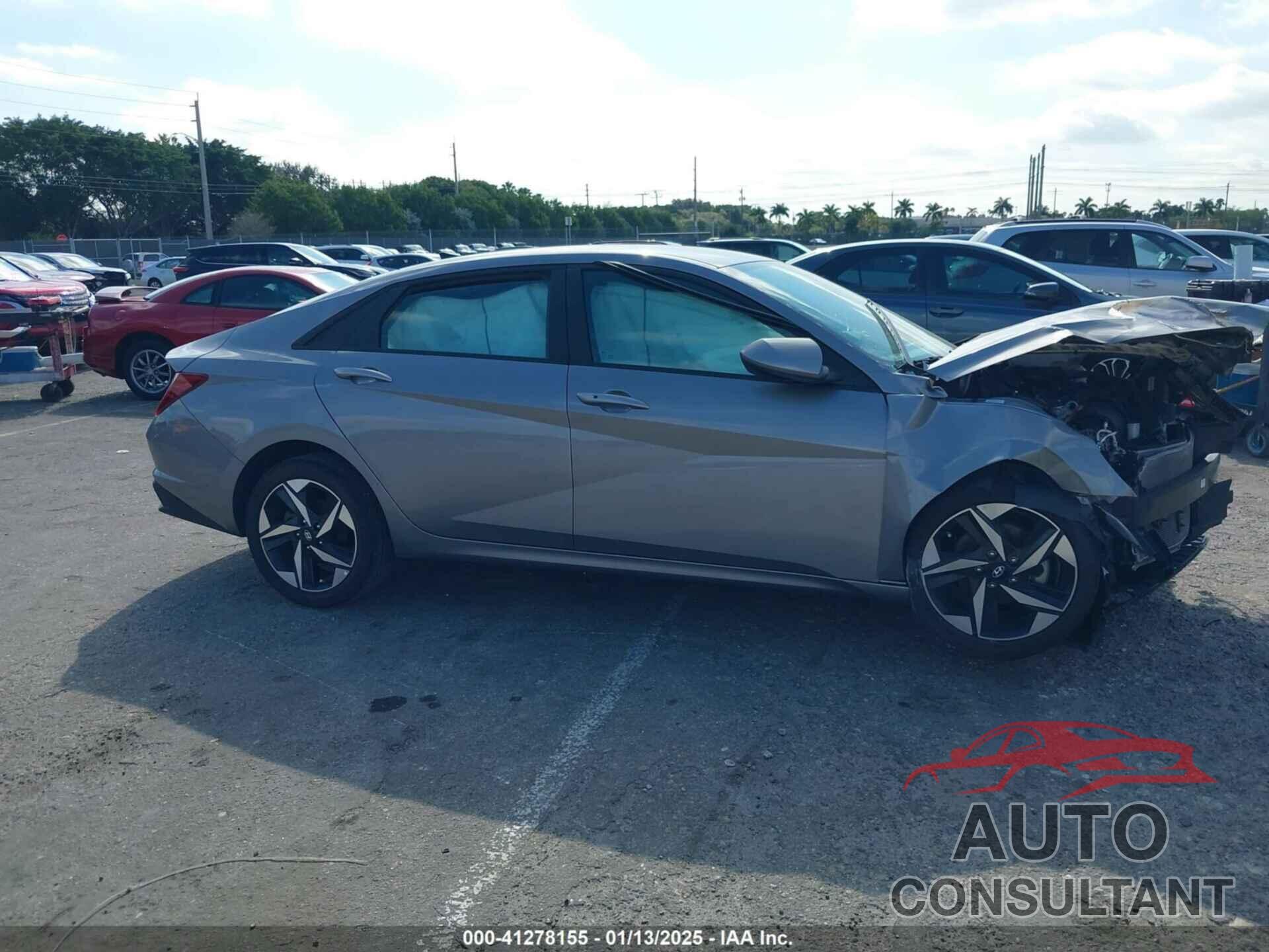 HYUNDAI ELANTRA 2023 - KMHLS4AG3PU421669