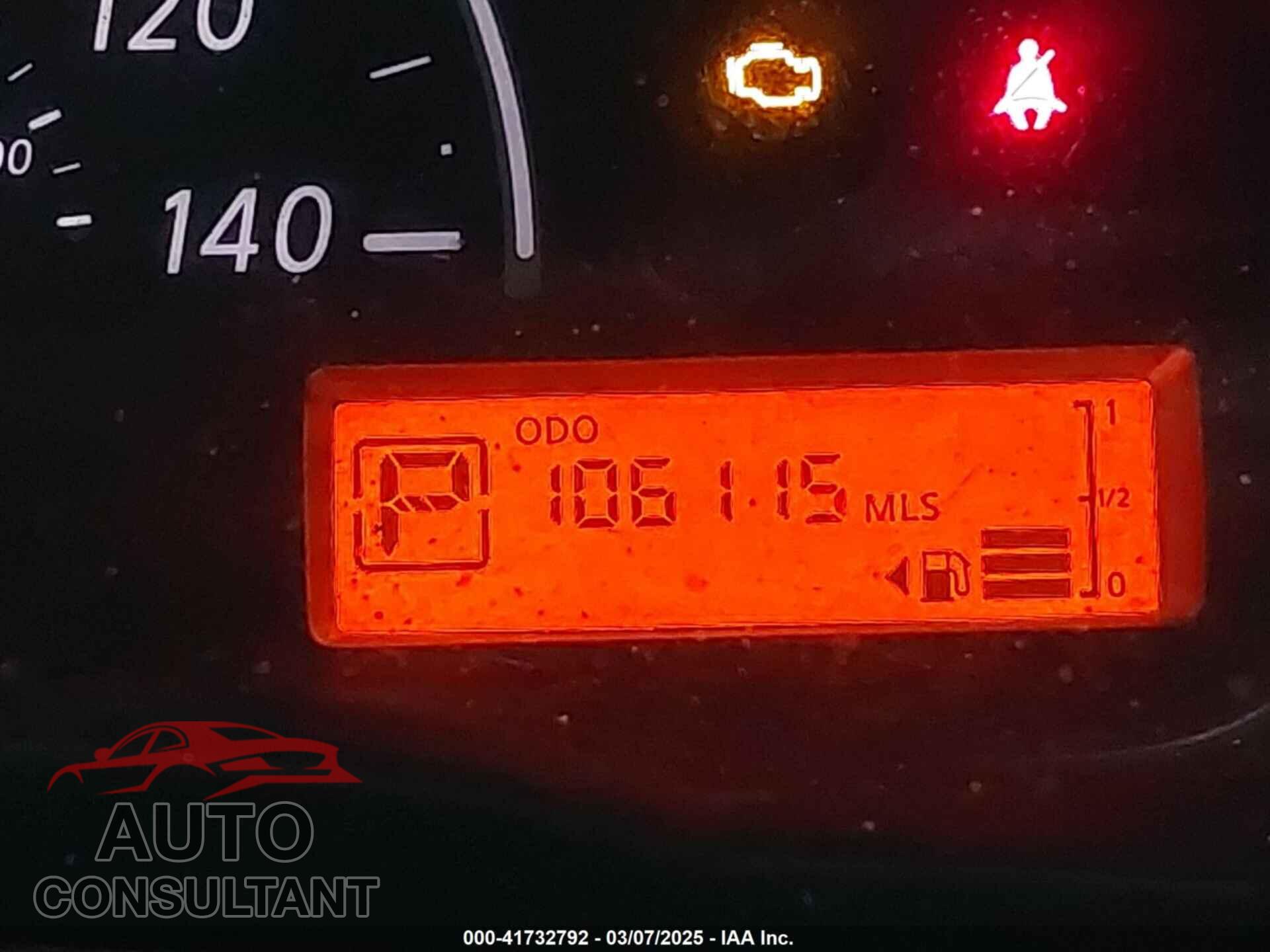 NISSAN VERSA 2019 - 3N1CN7AP3KL808015