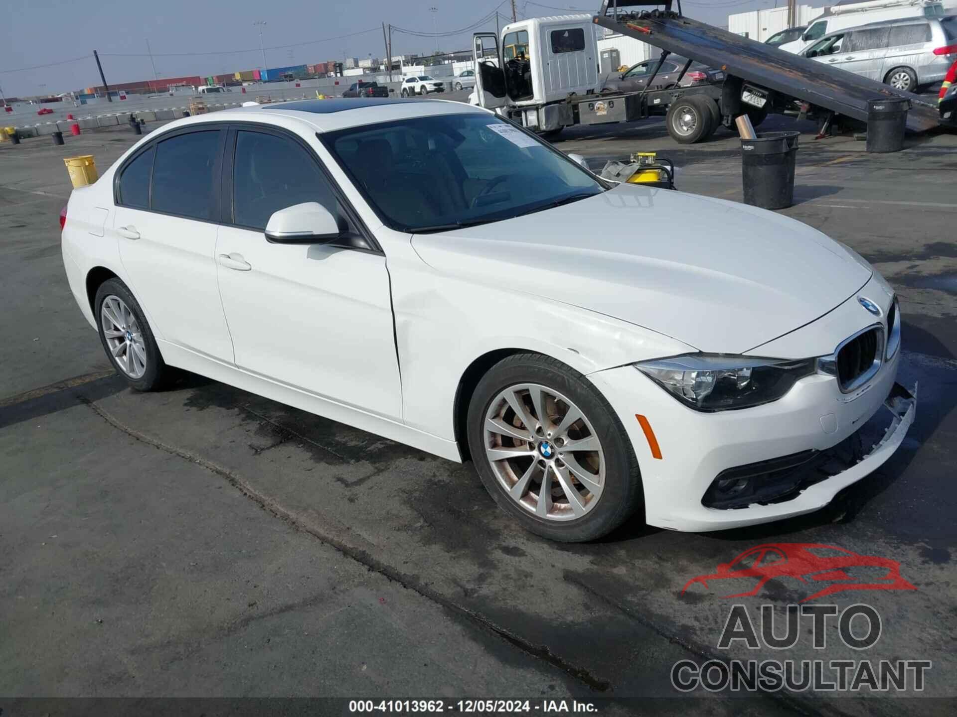 BMW 320I 2016 - WBA8E1G51GNU12479