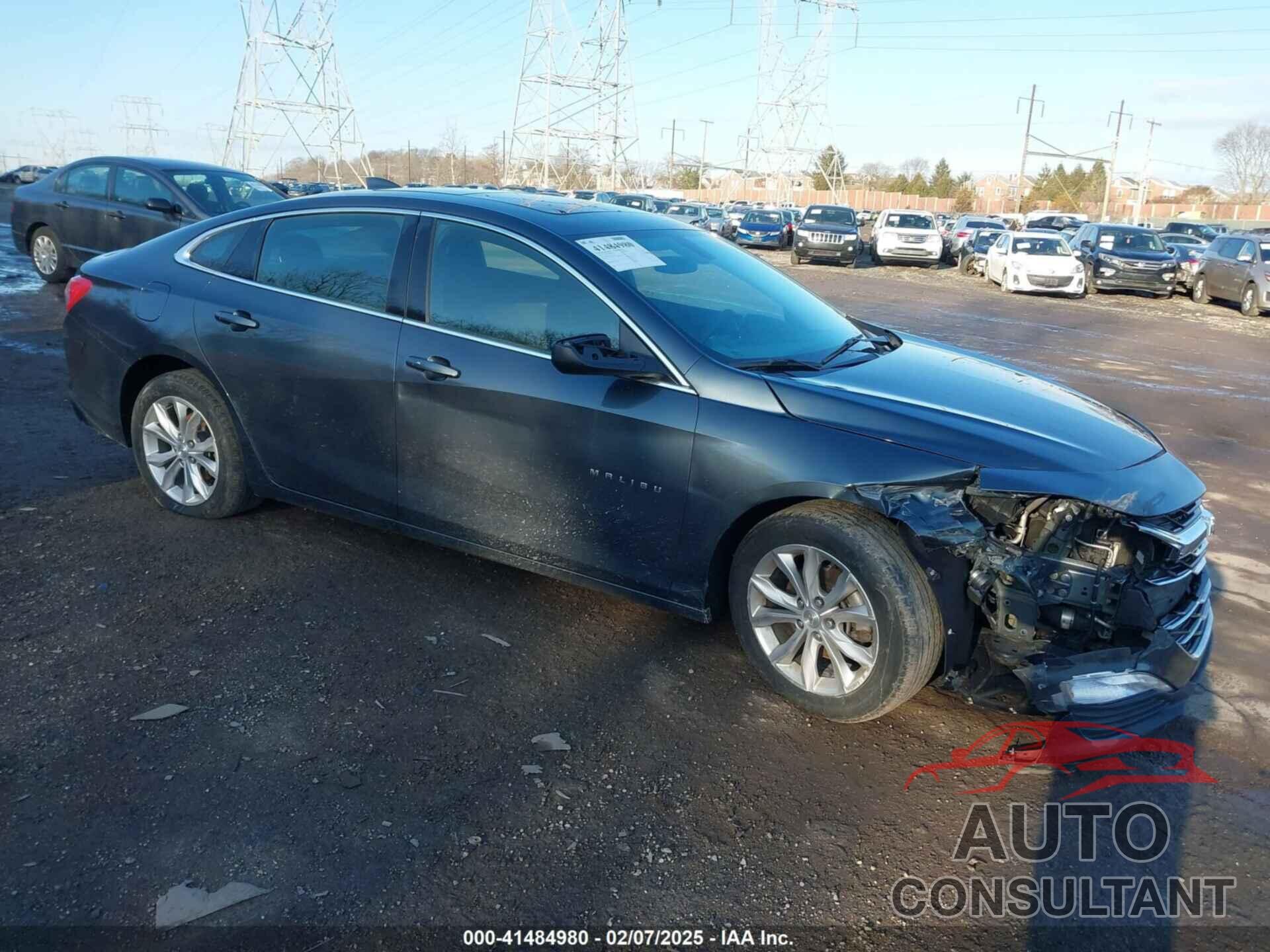 CHEVROLET MALIBU 2019 - 1G1ZD5ST3KF143114