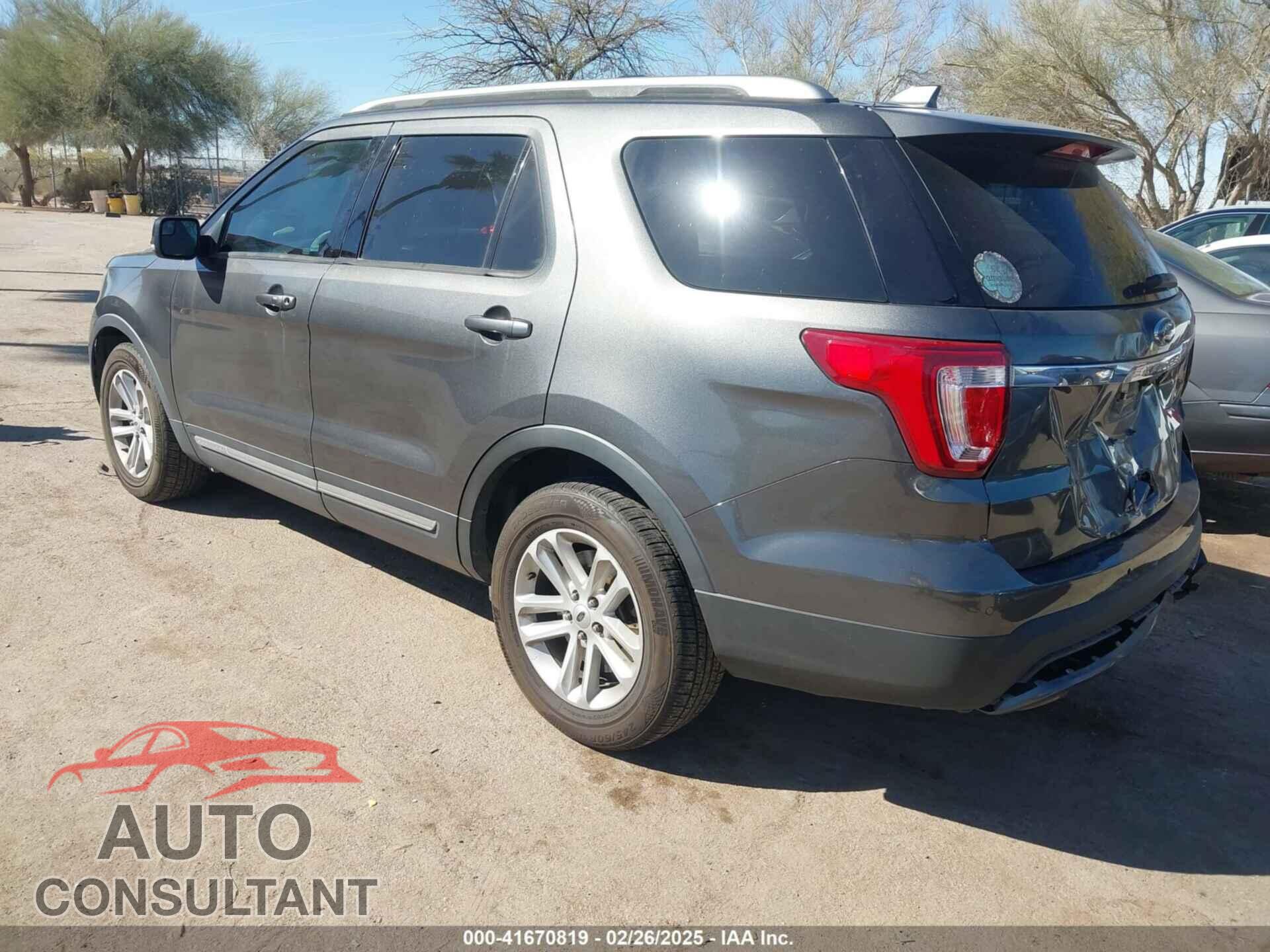 FORD EXPLORER 2017 - 1FM5K7D85HGE24765