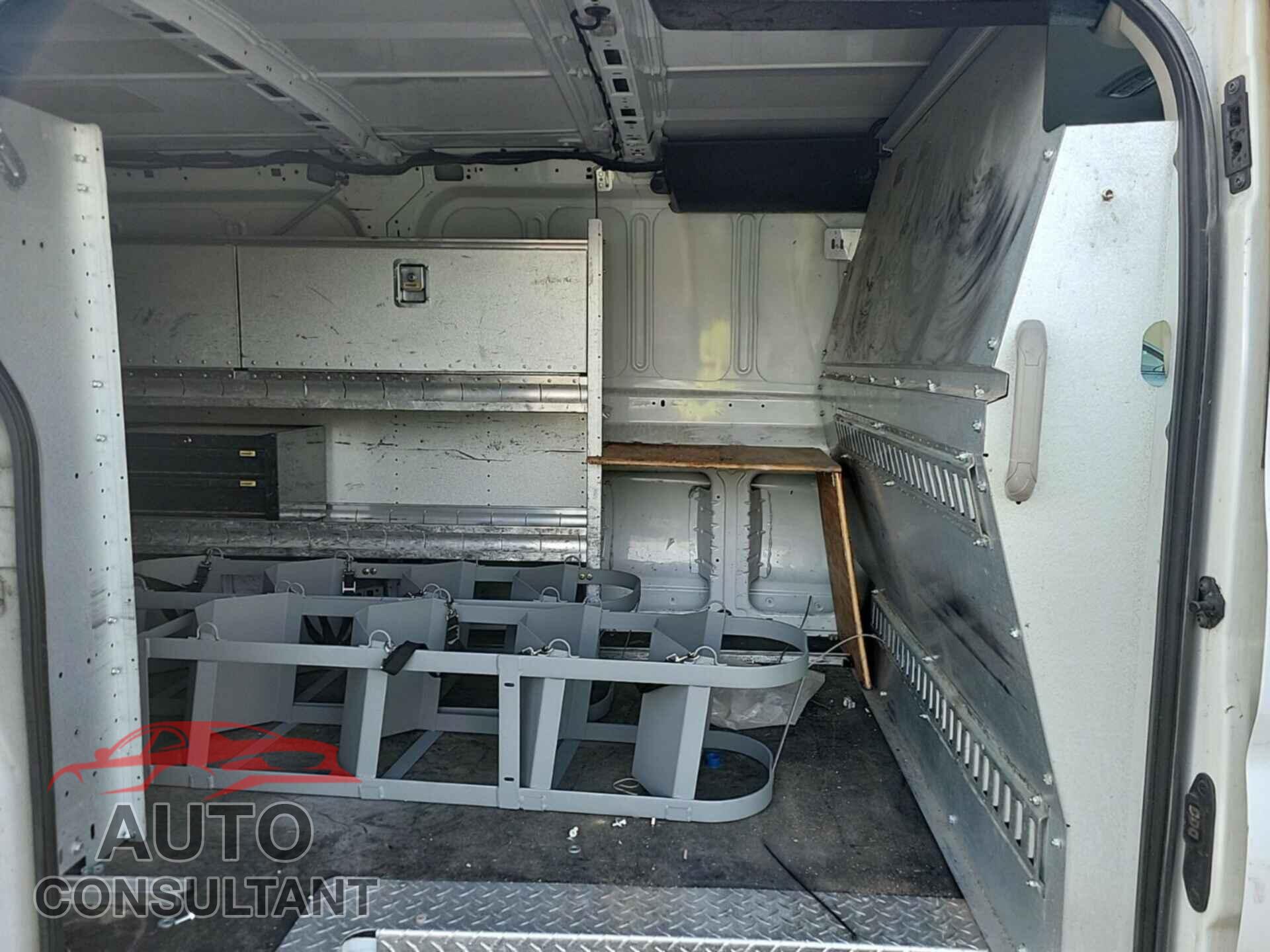 FORD TRANSIT 2016 - 1FTYR1YM5GKA86152