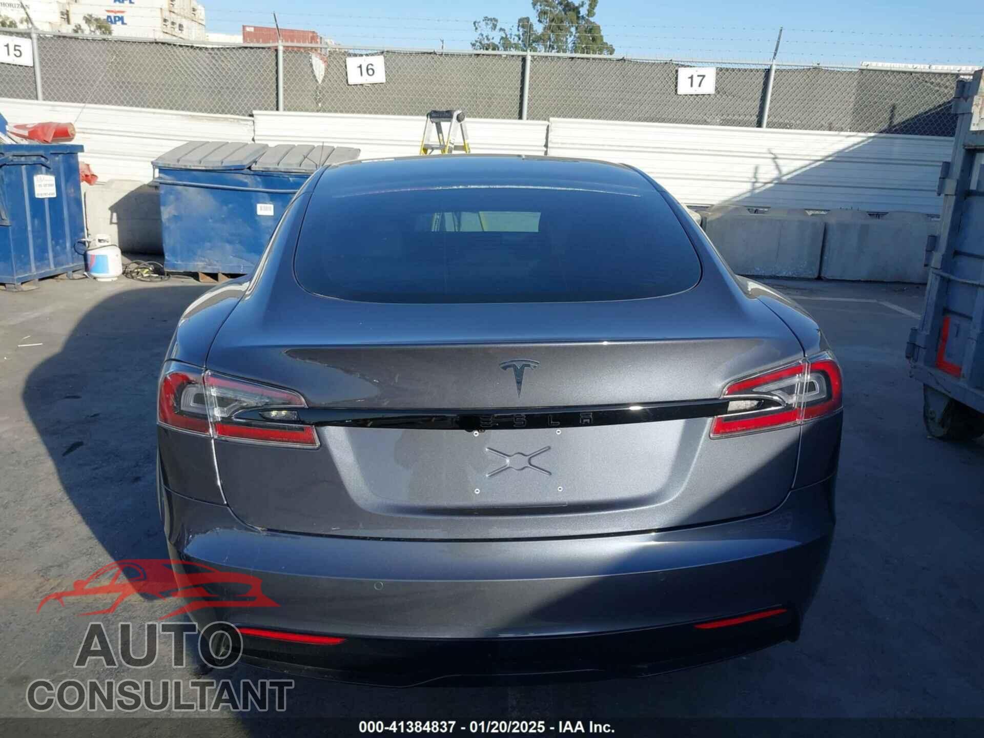 TESLA MODEL S 2021 - 5YJSA1E53MF436865