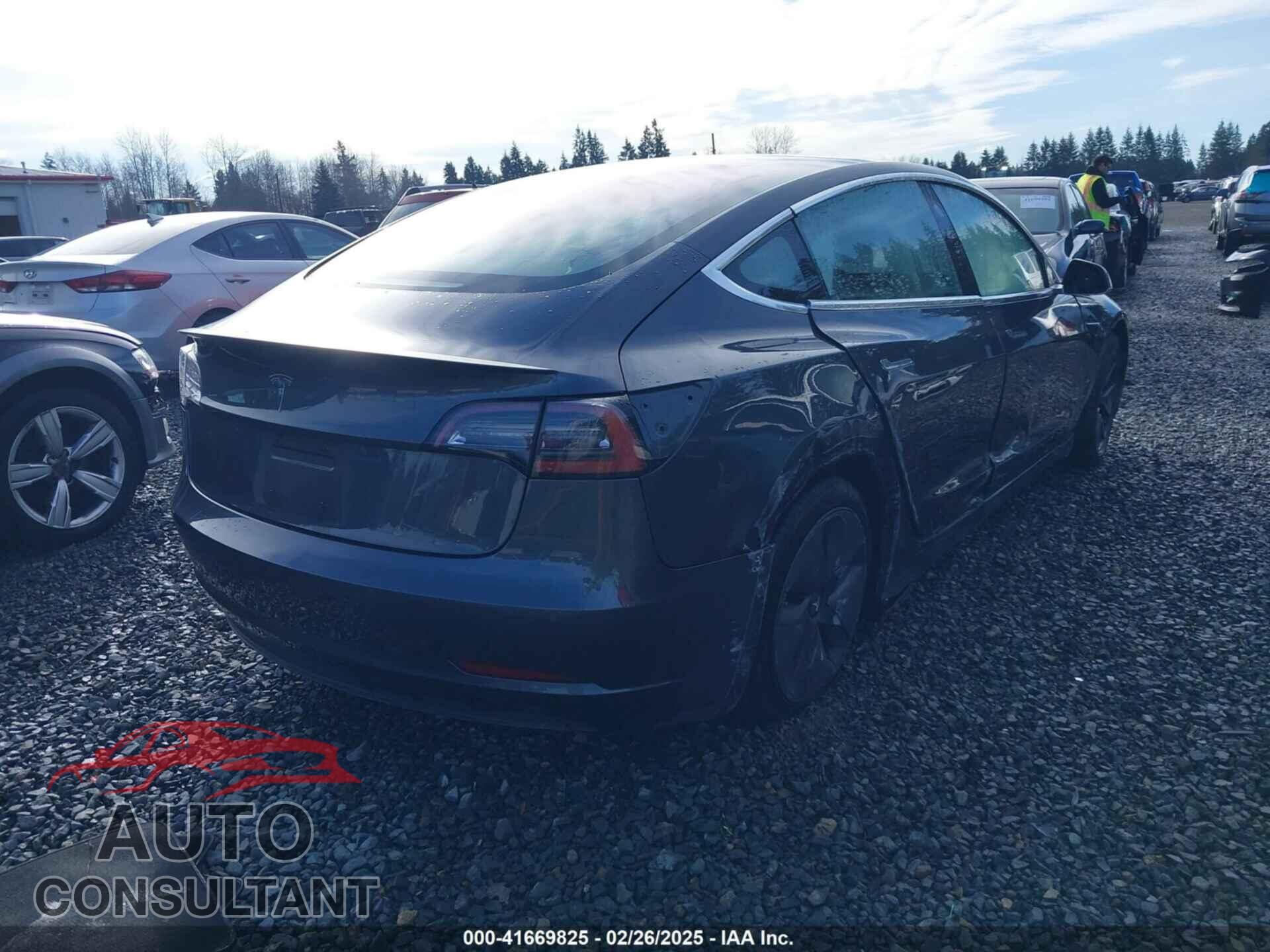 TESLA MODEL 3 2018 - 5YJ3E1EA9JF042028