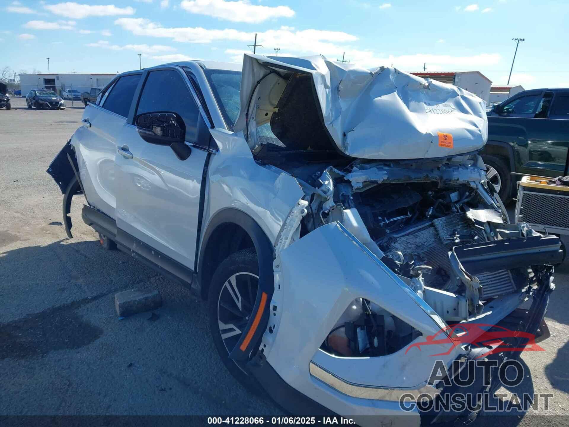MITSUBISHI ECLIPSE CROSS 2023 - JA4ATWAAXPZ032797