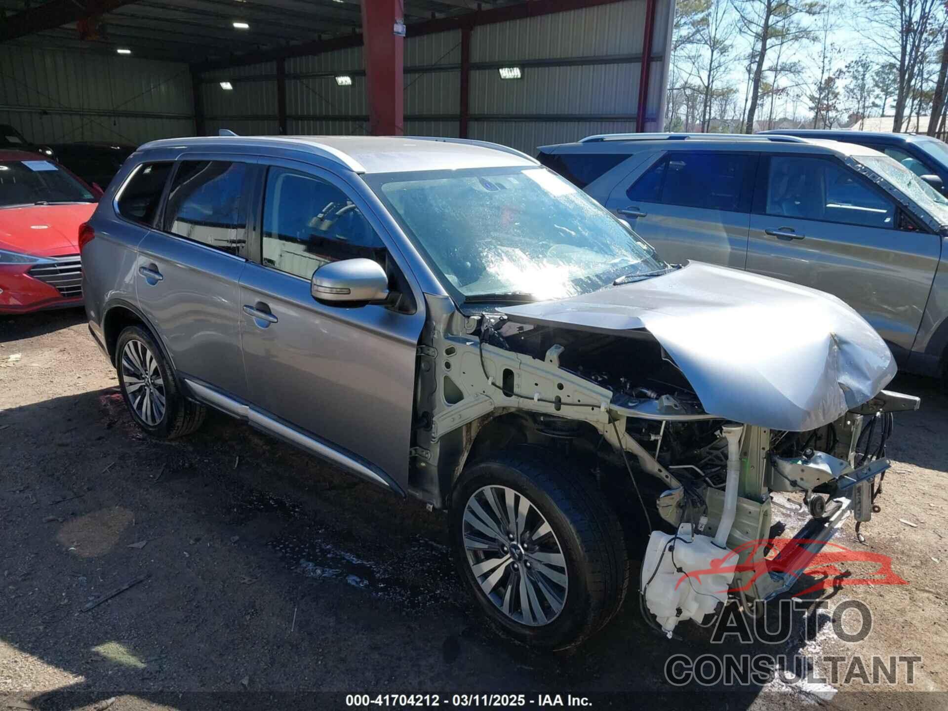 MITSUBISHI OUTLANDER 2019 - JA4AZ3A32KZ023910