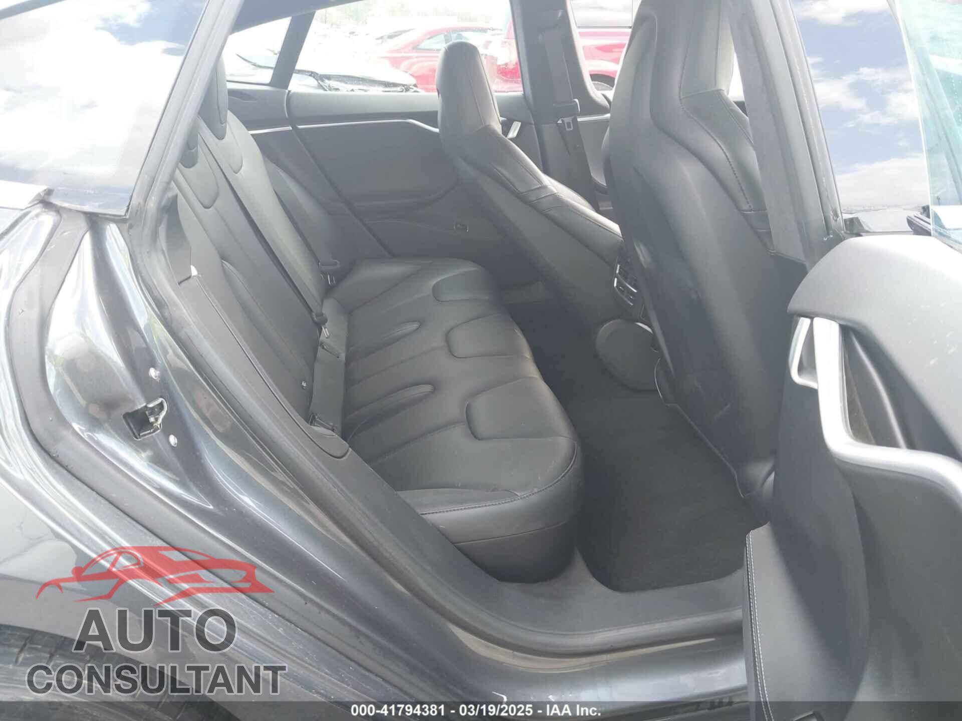 TESLA MODEL S 2016 - 5YJSA1E14GF157118