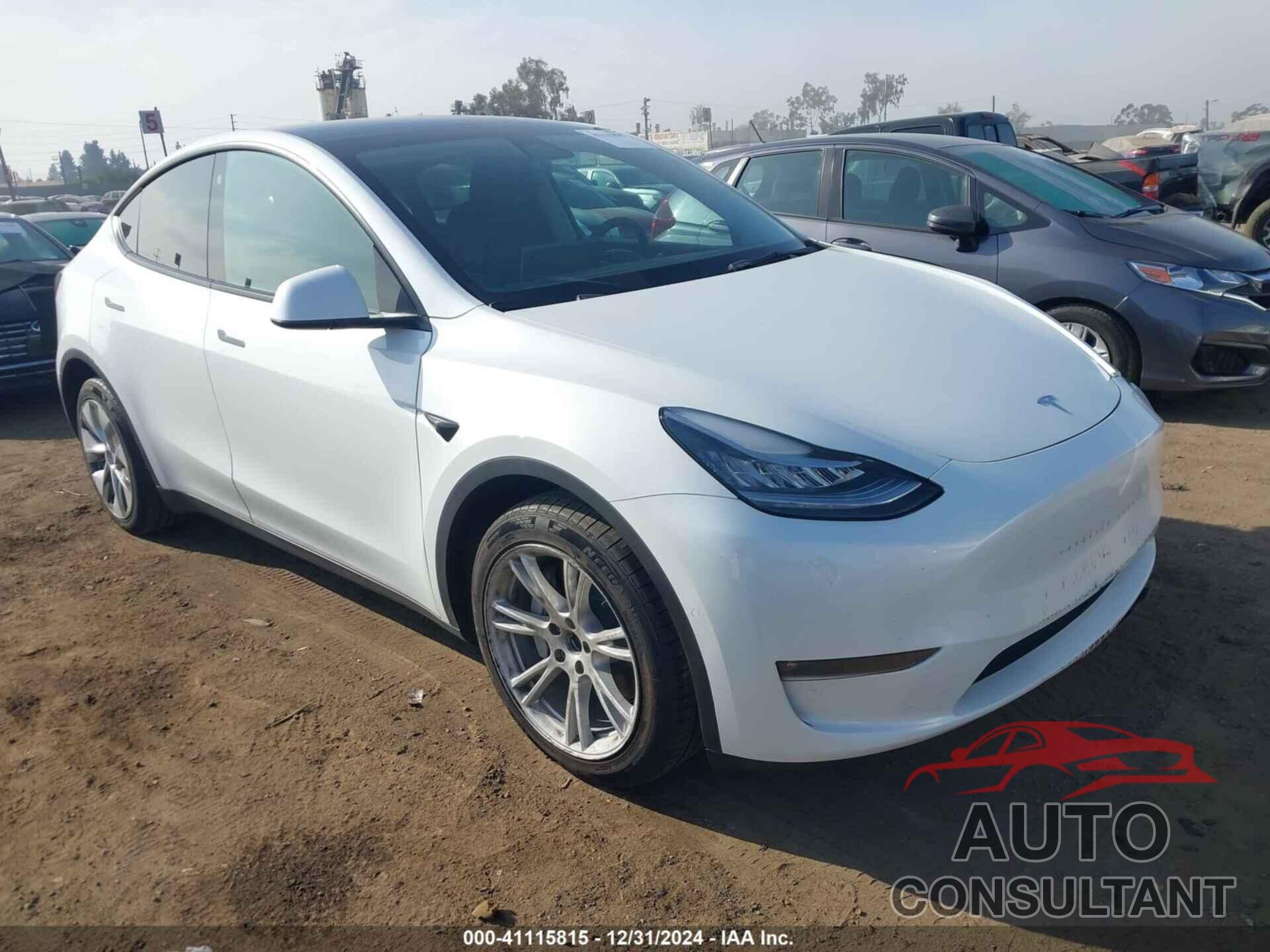 TESLA MODEL Y 2021 - 5YJYGDEE3MF278408