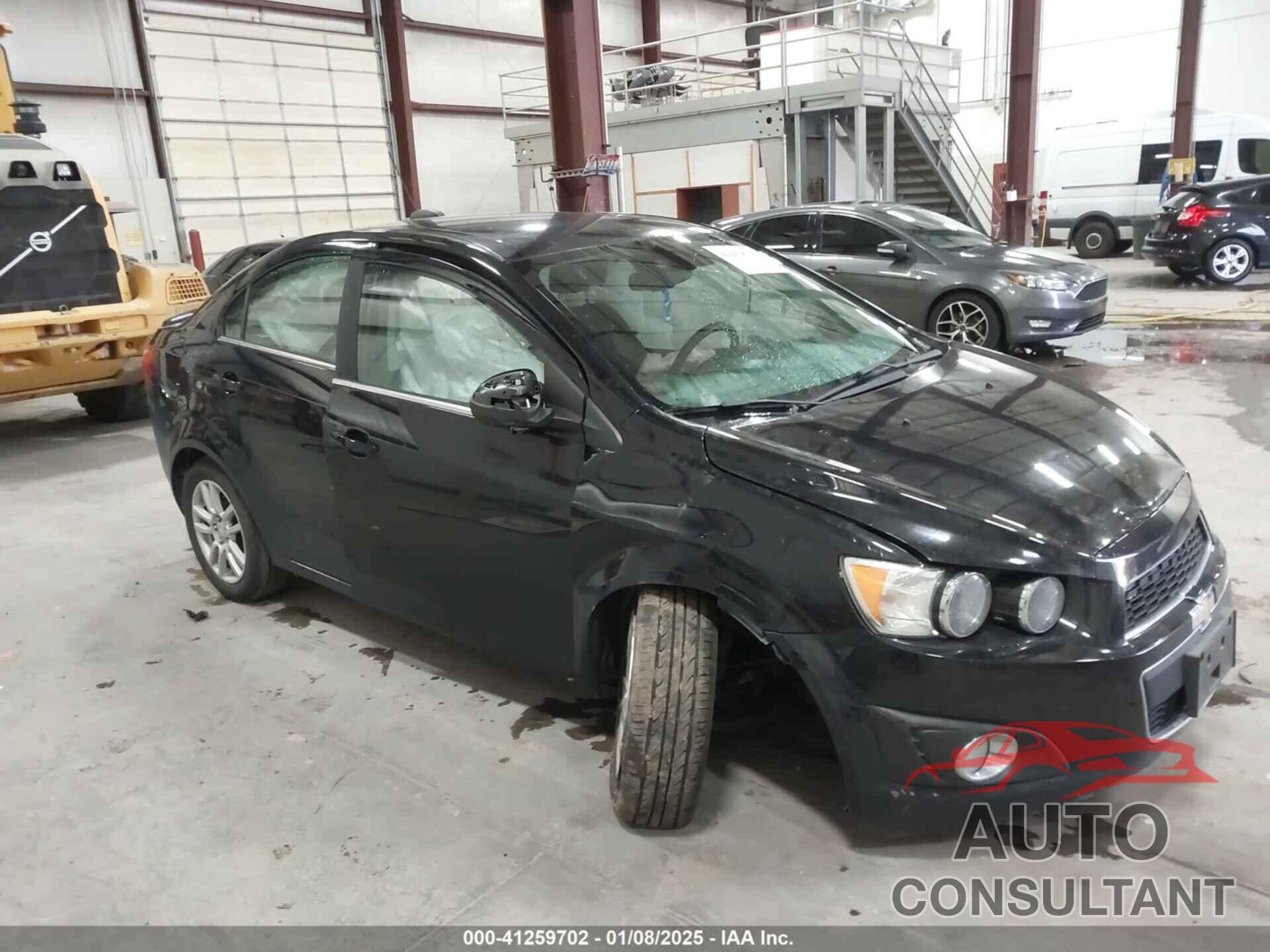 CHEVROLET SONIC 2016 - 1G1JC5SG2G4131025