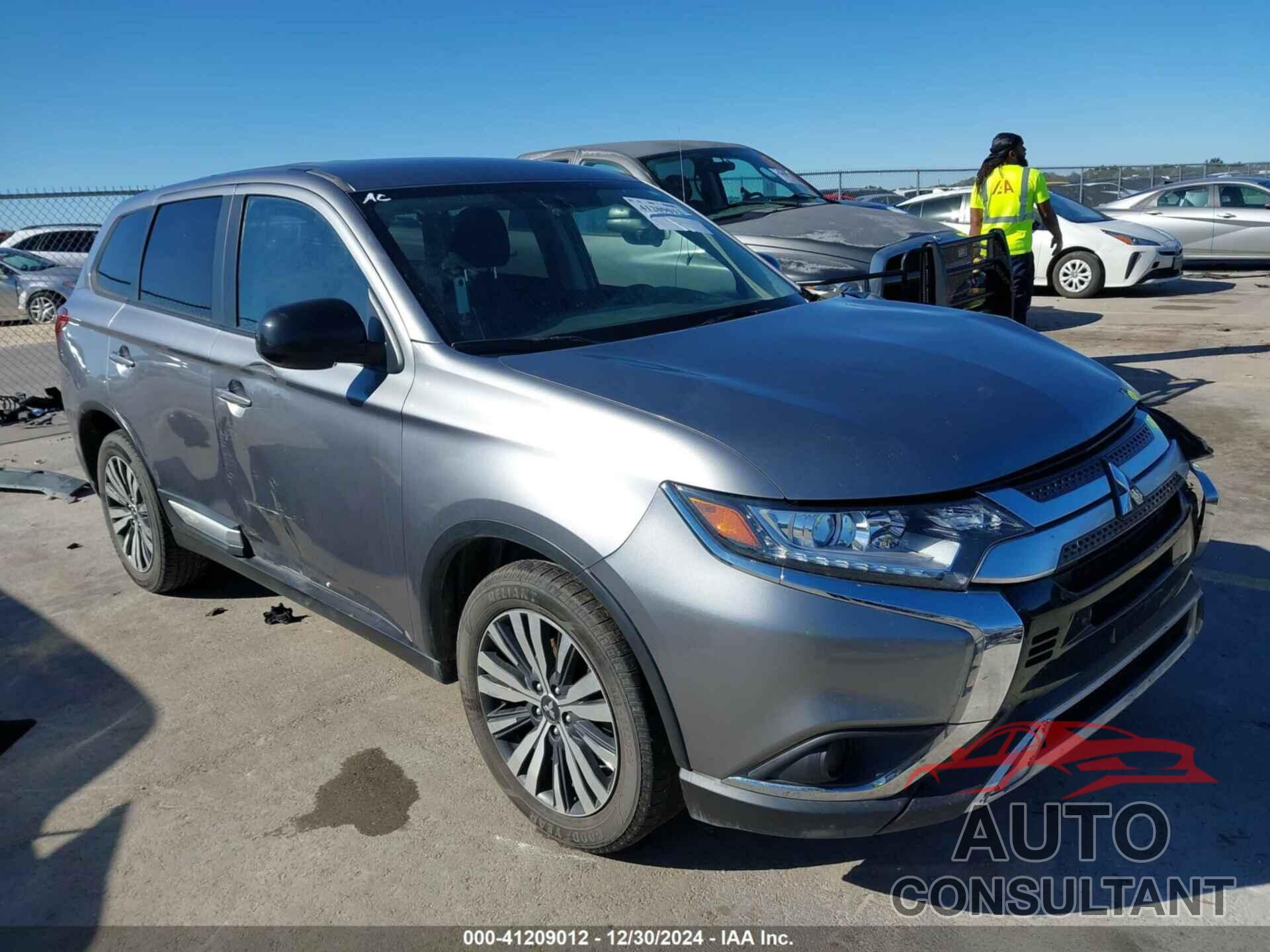 MITSUBISHI OUTLANDER 2020 - JA4AD2A38LZ018396
