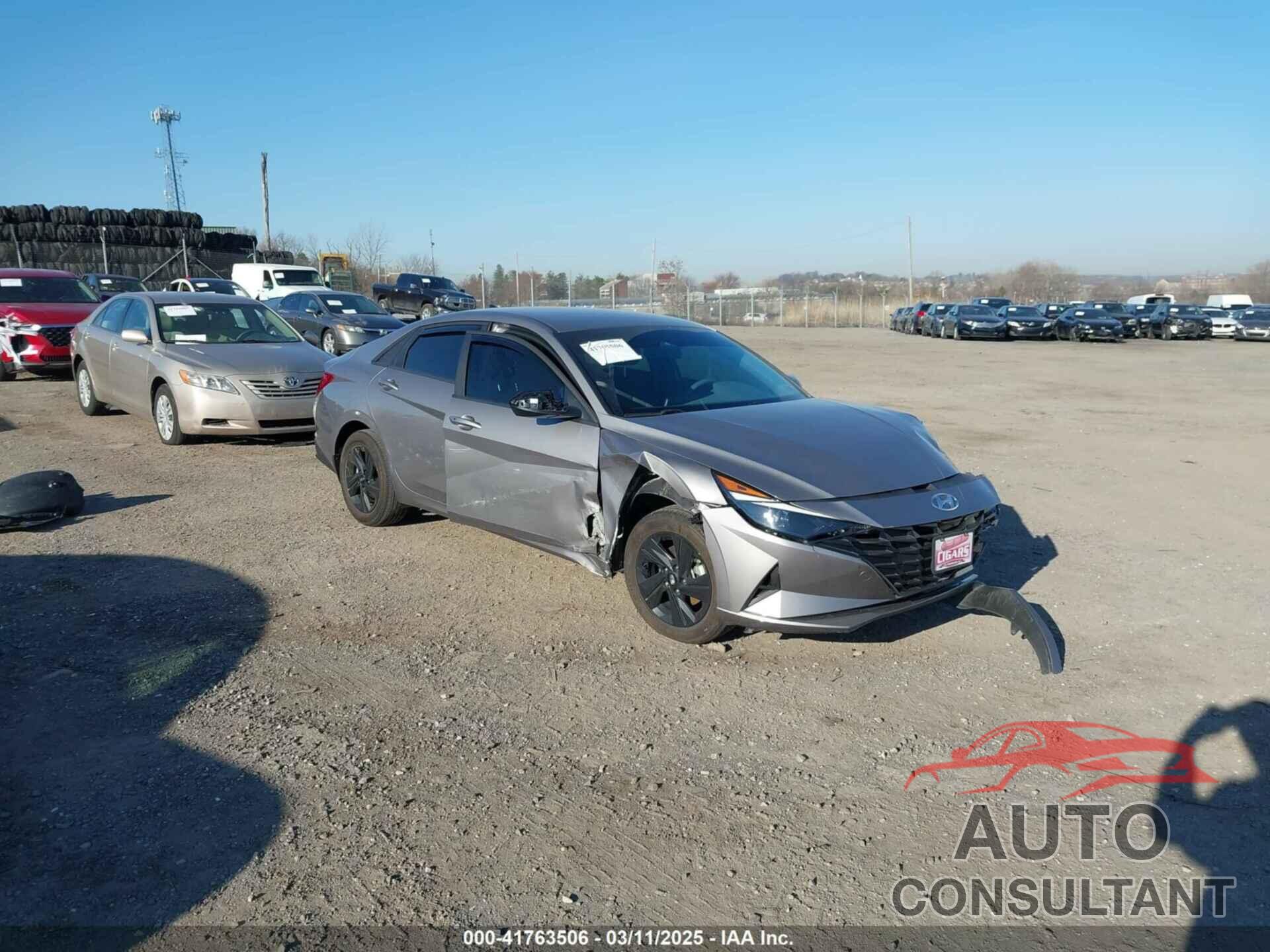 HYUNDAI ELANTRA 2023 - KMHLM4AG9PU566192