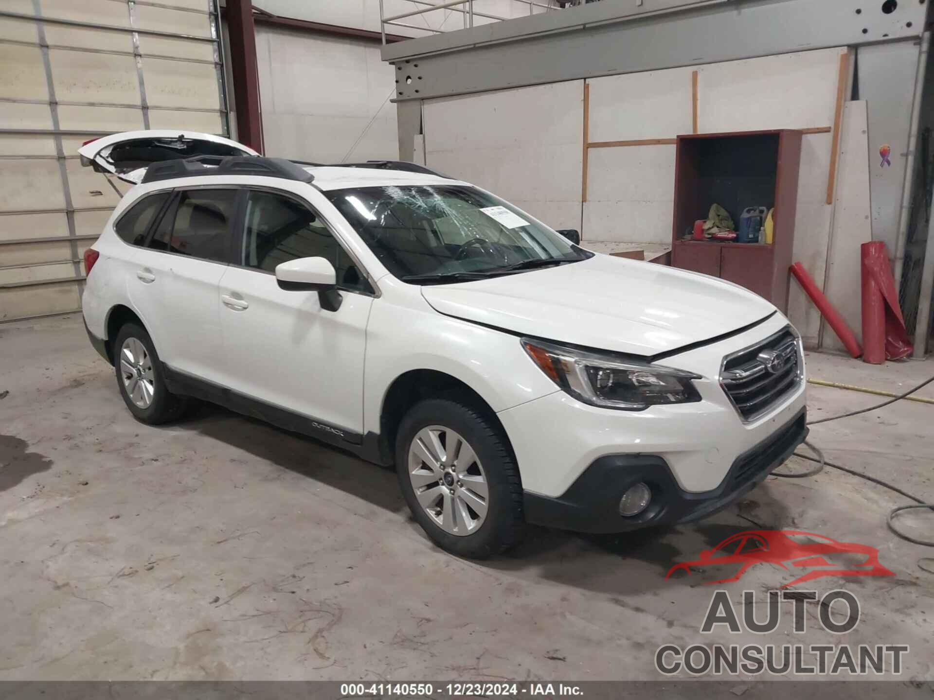 SUBARU OUTBACK 2018 - 4S4BSACC4J3202317