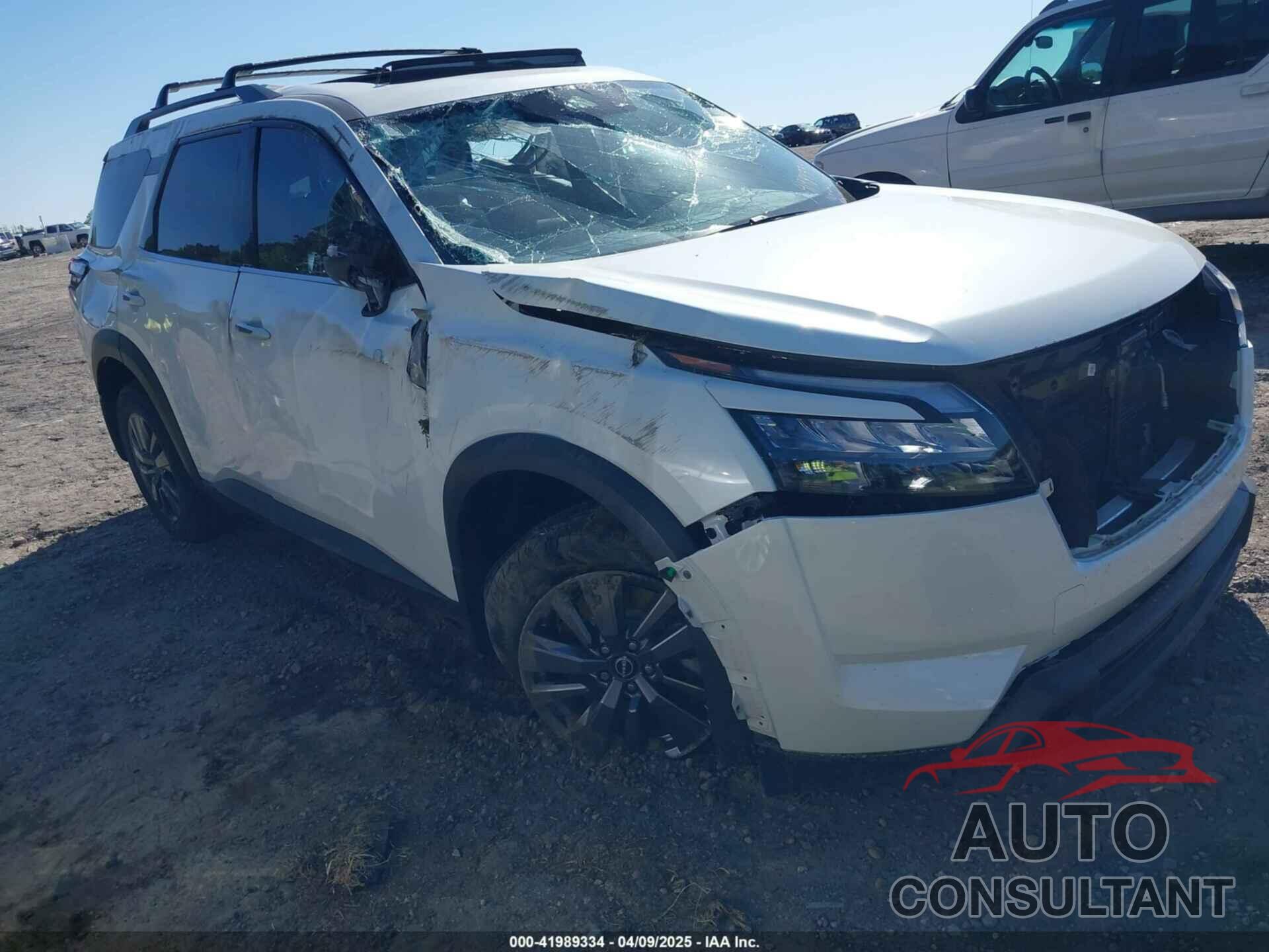 NISSAN PATHFINDER 2023 - 5n1dr3bb3pc261375