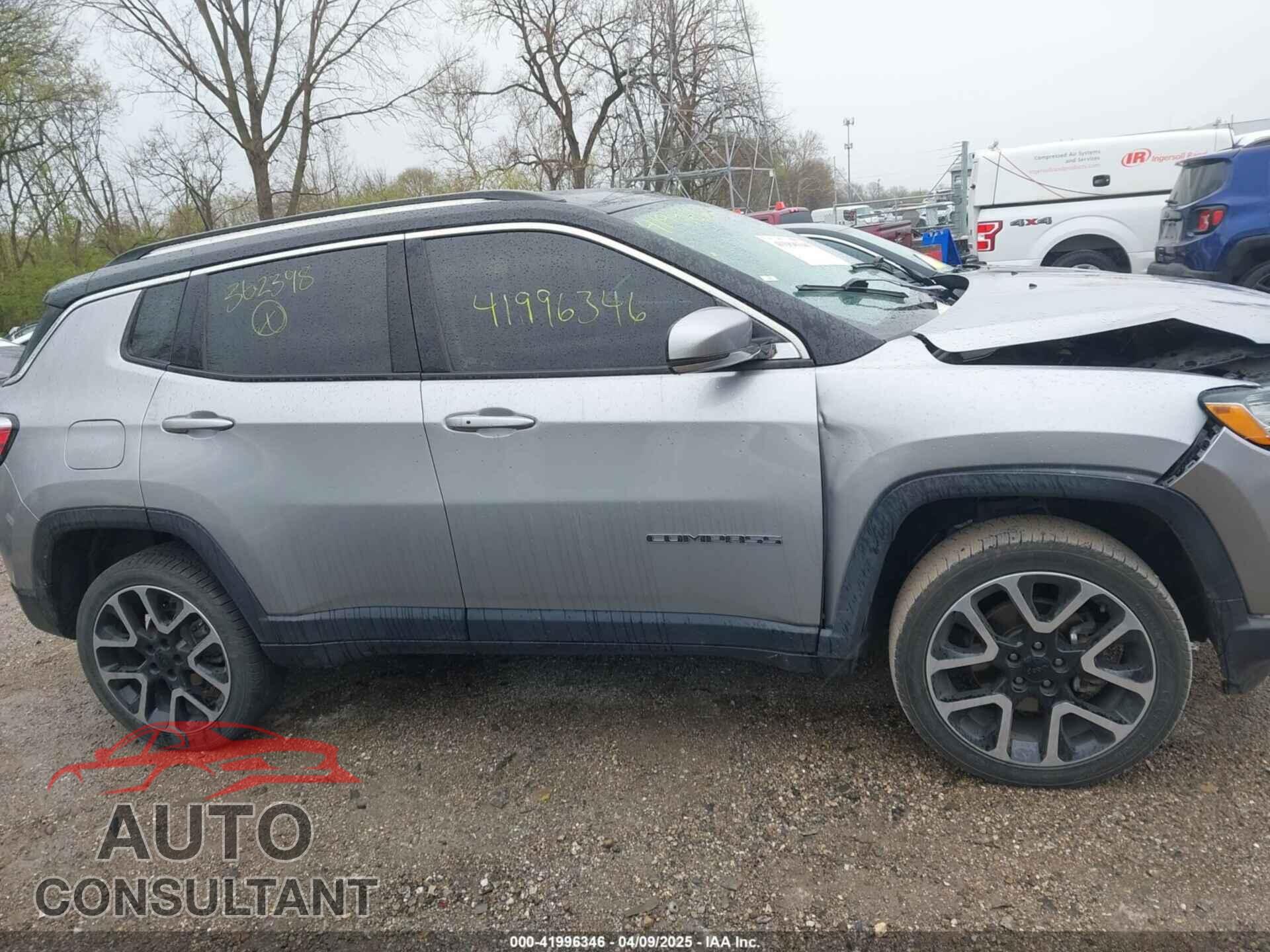 JEEP COMPASS 2018 - 3C4NJDCB5JT362398