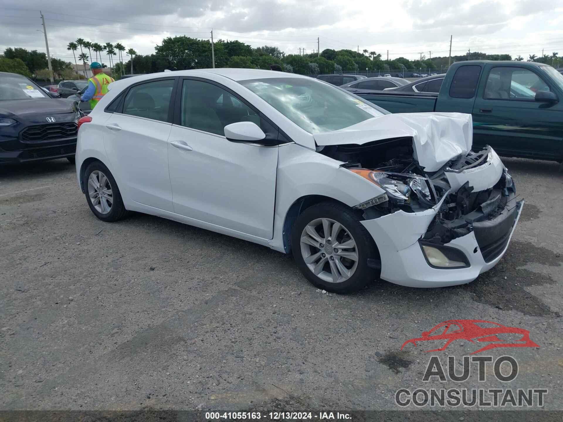 HYUNDAI ELANTRA GT 2013 - KMHD35LE1DU024251