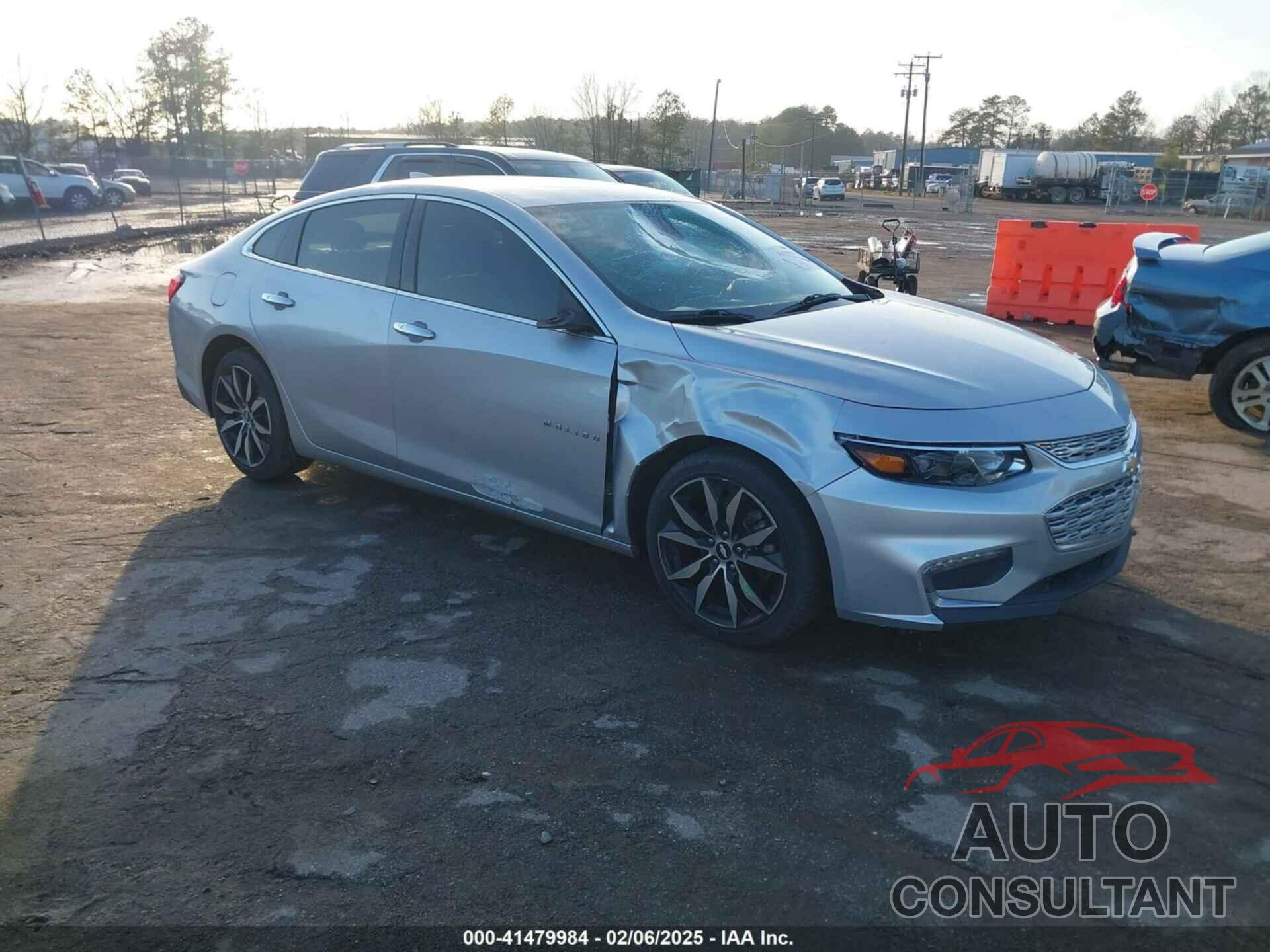CHEVROLET MALIBU 2017 - 1G1ZE5ST6HF270428