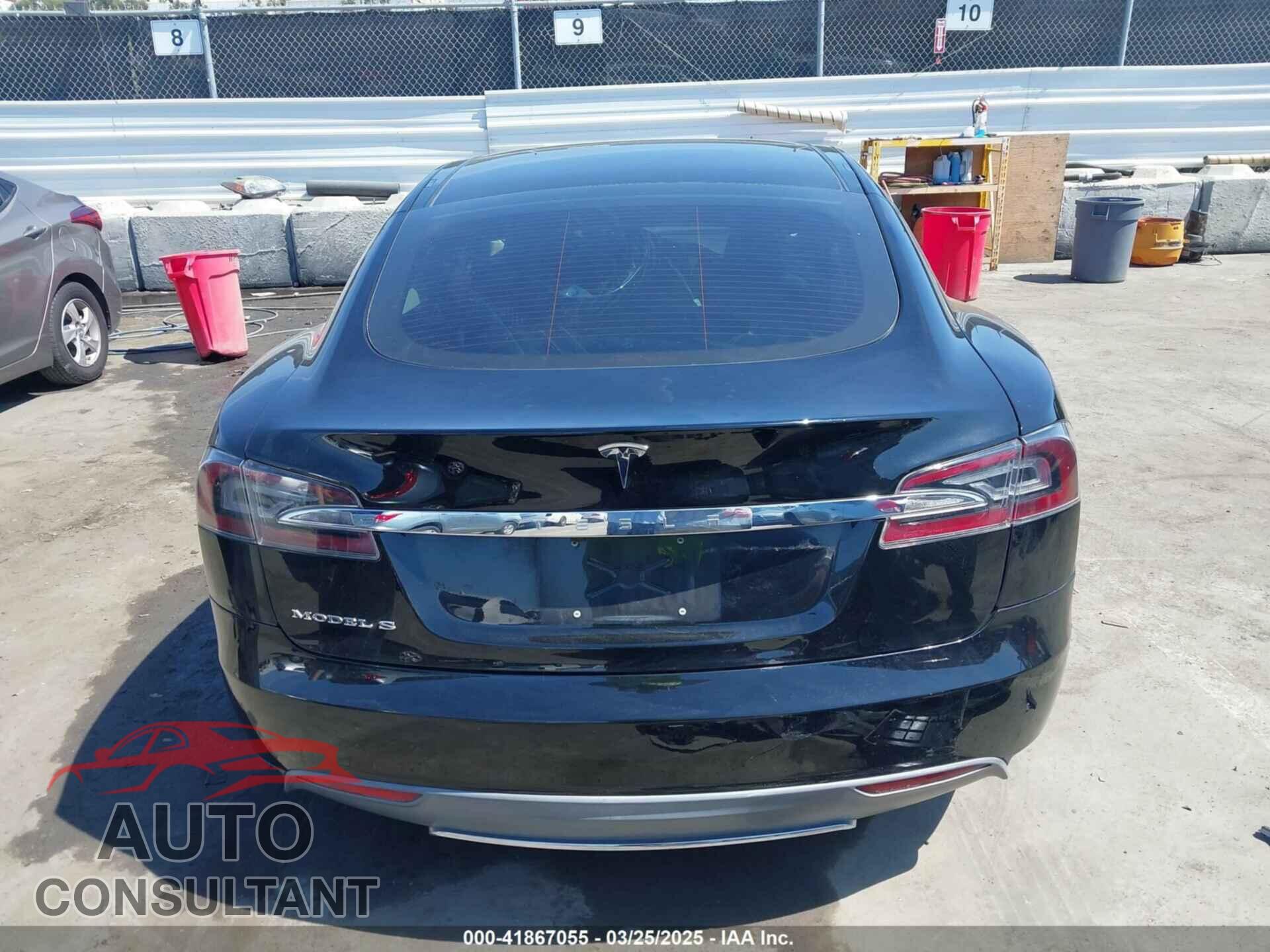 TESLA MODEL S 2013 - 5YJSA1CNXDFP05981