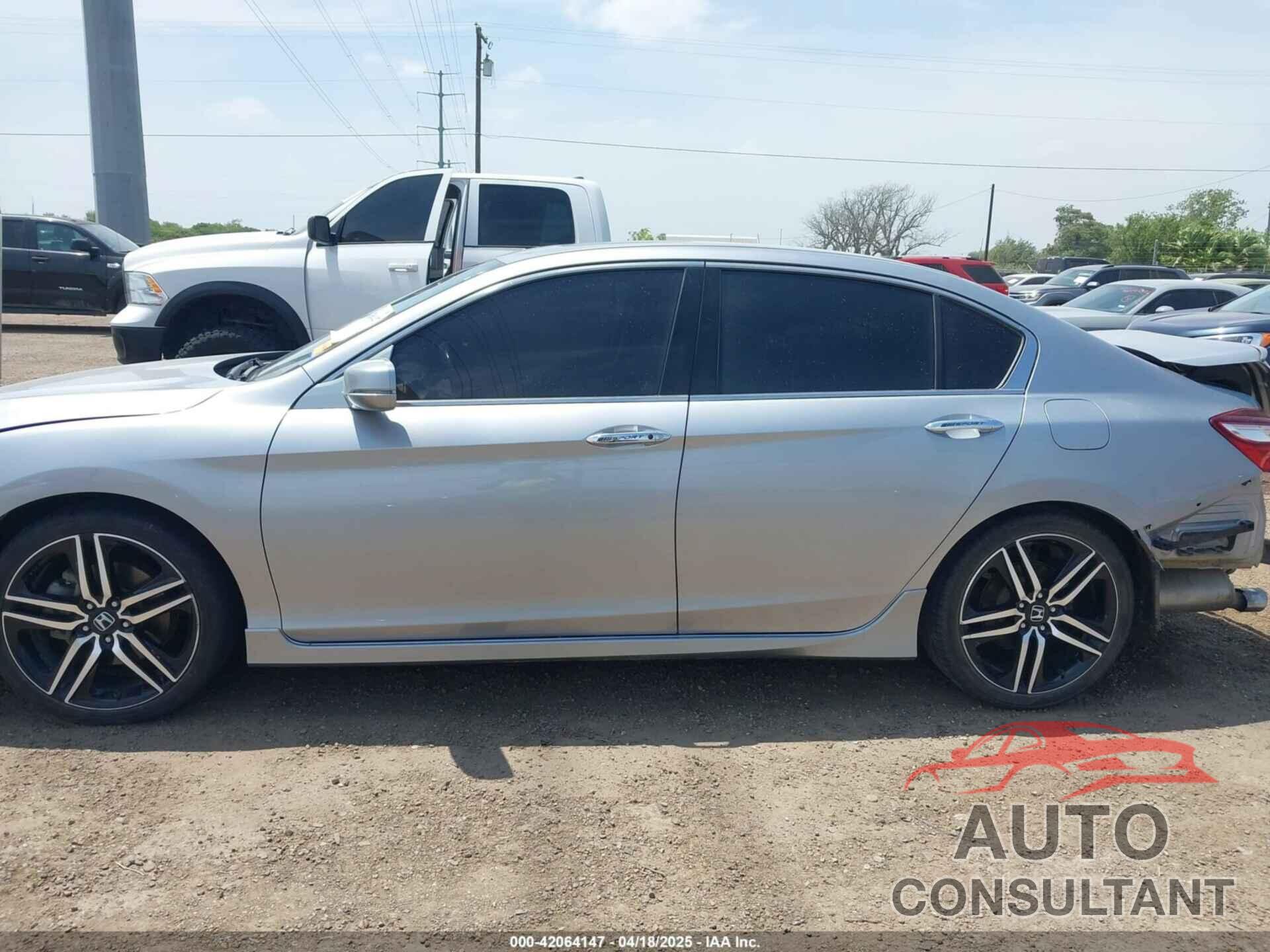 HONDA ACCORD 2017 - 1HGCR3F99HA042233