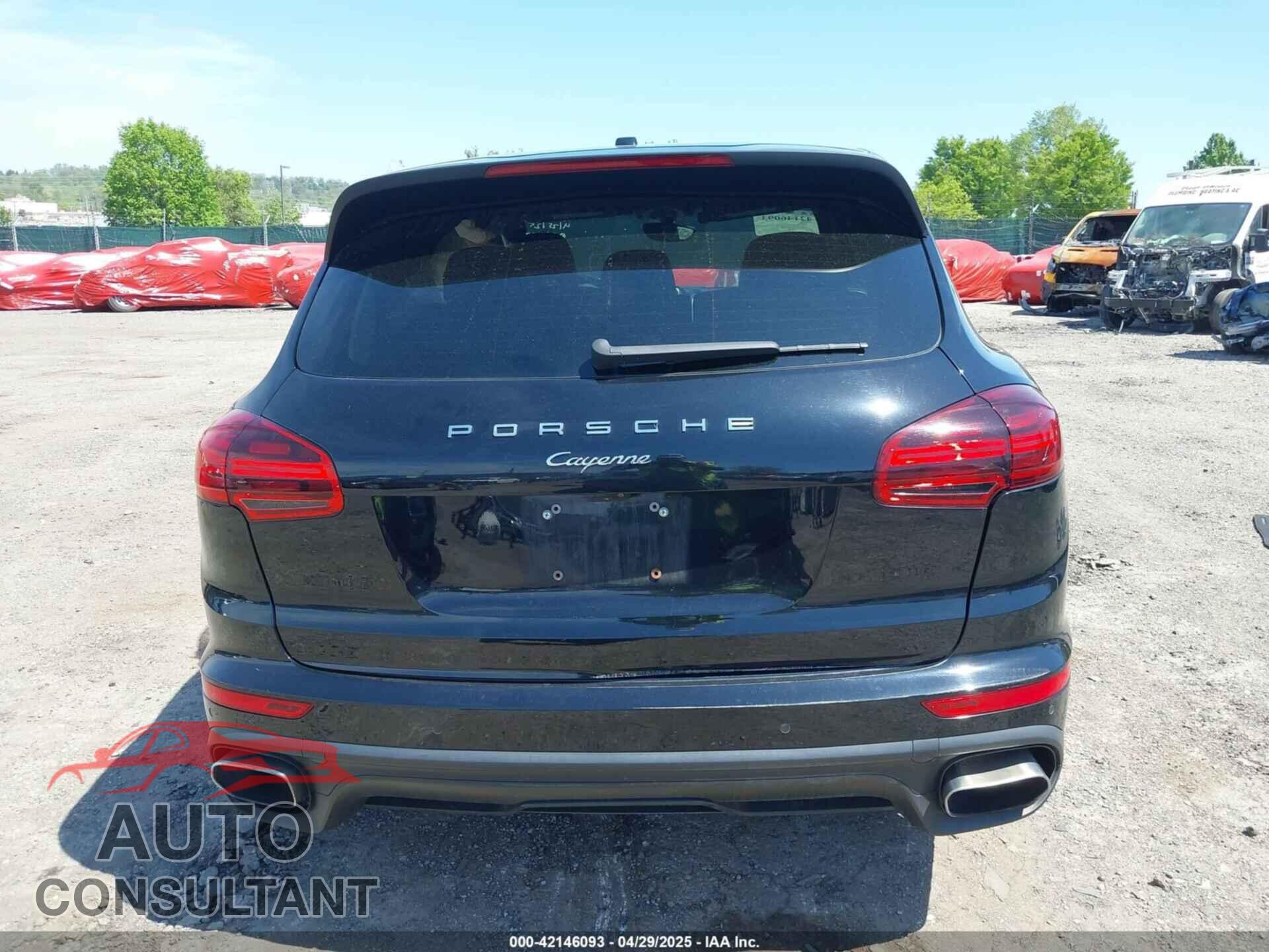 PORSCHE CAYENNE 2016 - WP1AA2A26GLA09709