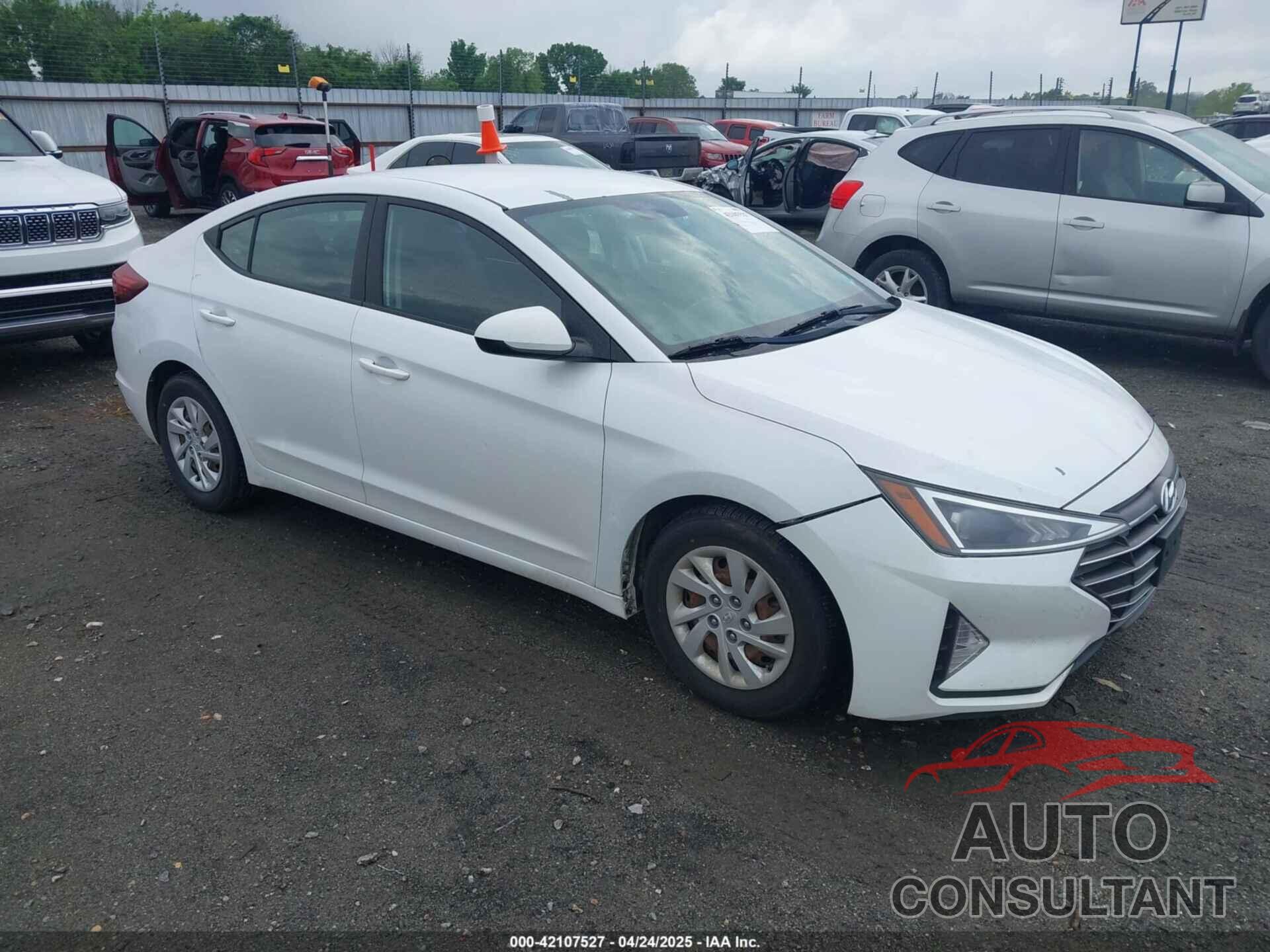HYUNDAI ELANTRA 2019 - 5NPD74LFXKH425283