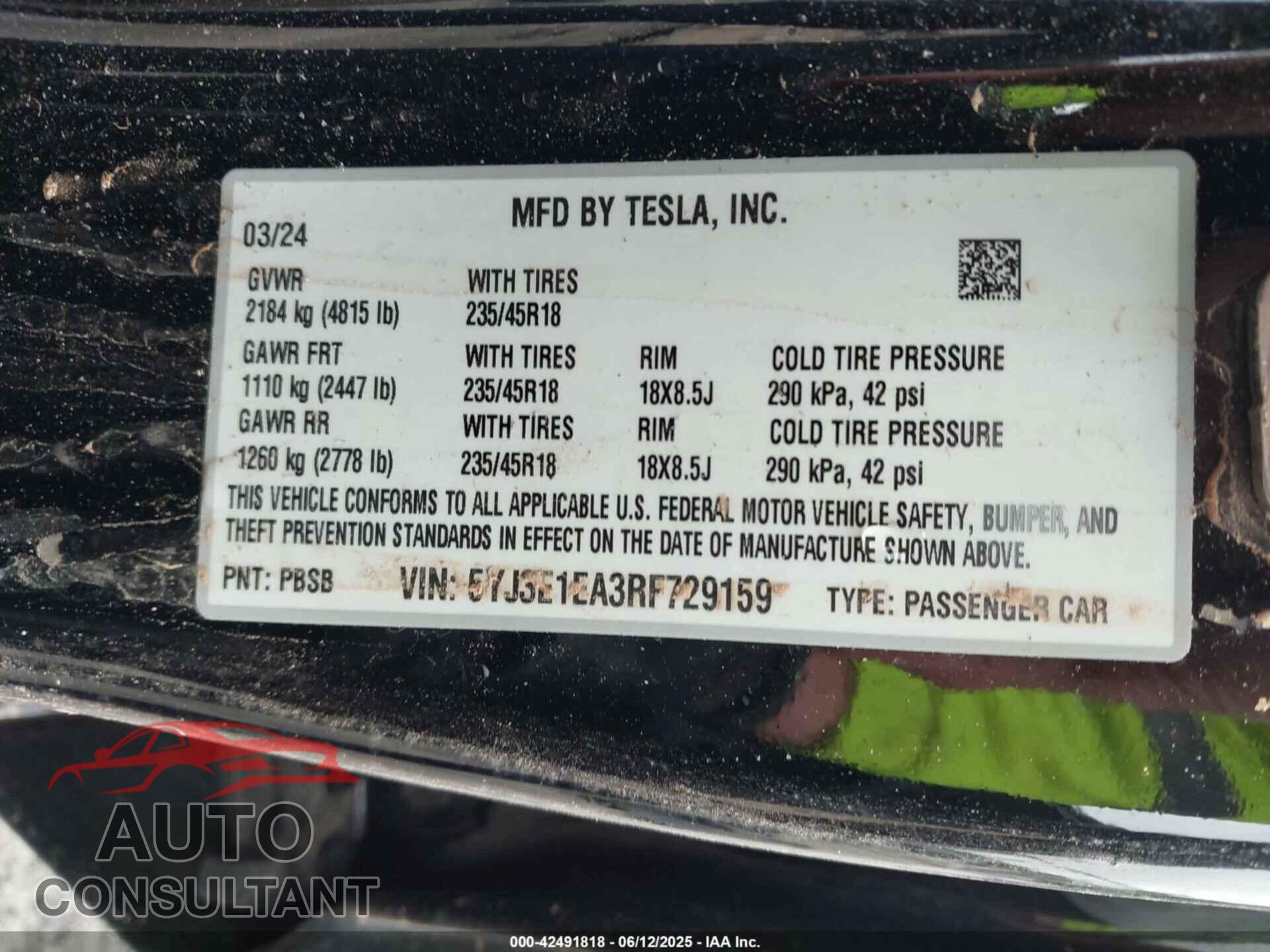 TESLA MODEL 3 2024 - 5YJ3E1EA3RF729159