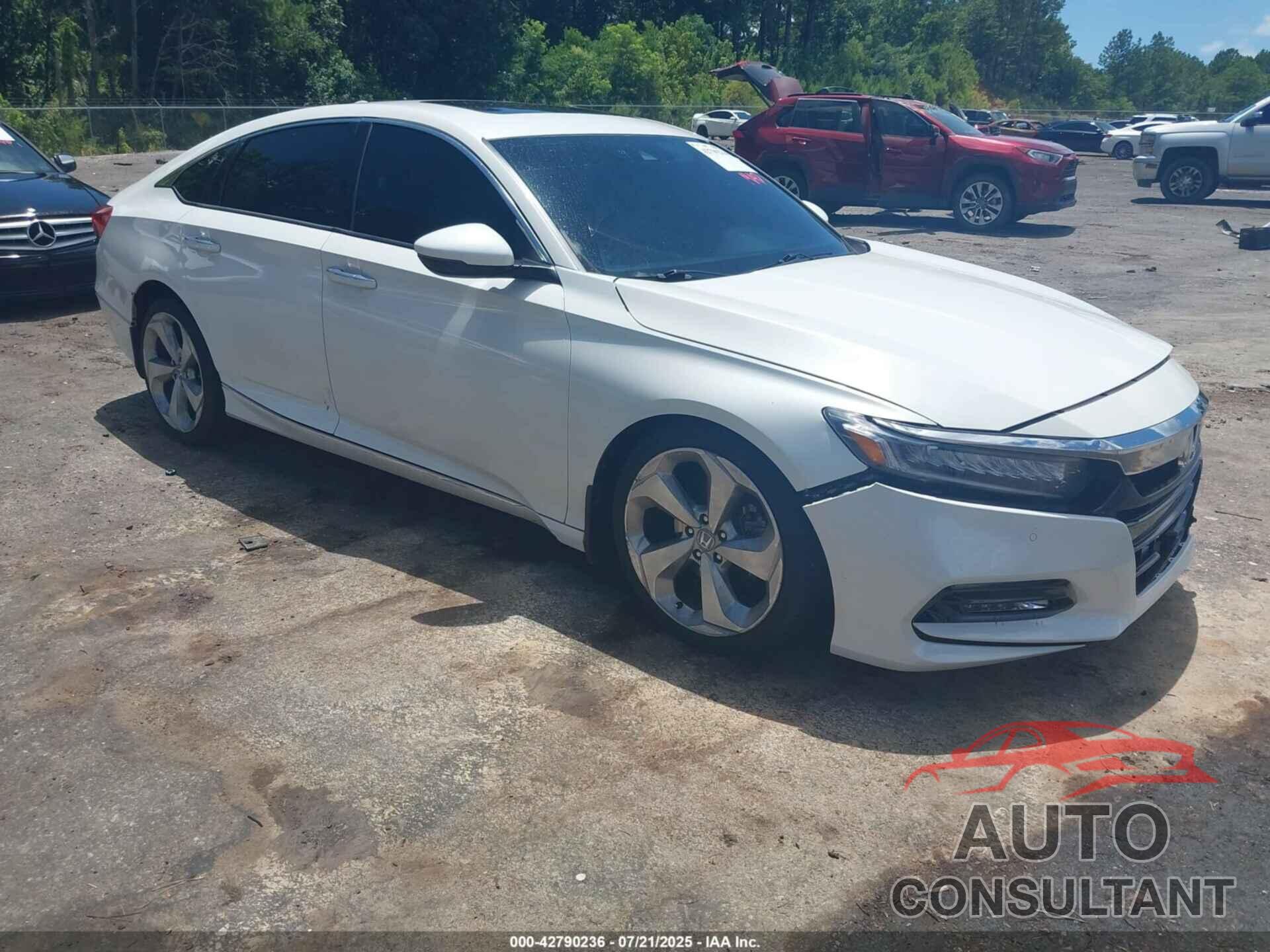 HONDA ACCORD 2018 - 1HGCV2F94JA050770