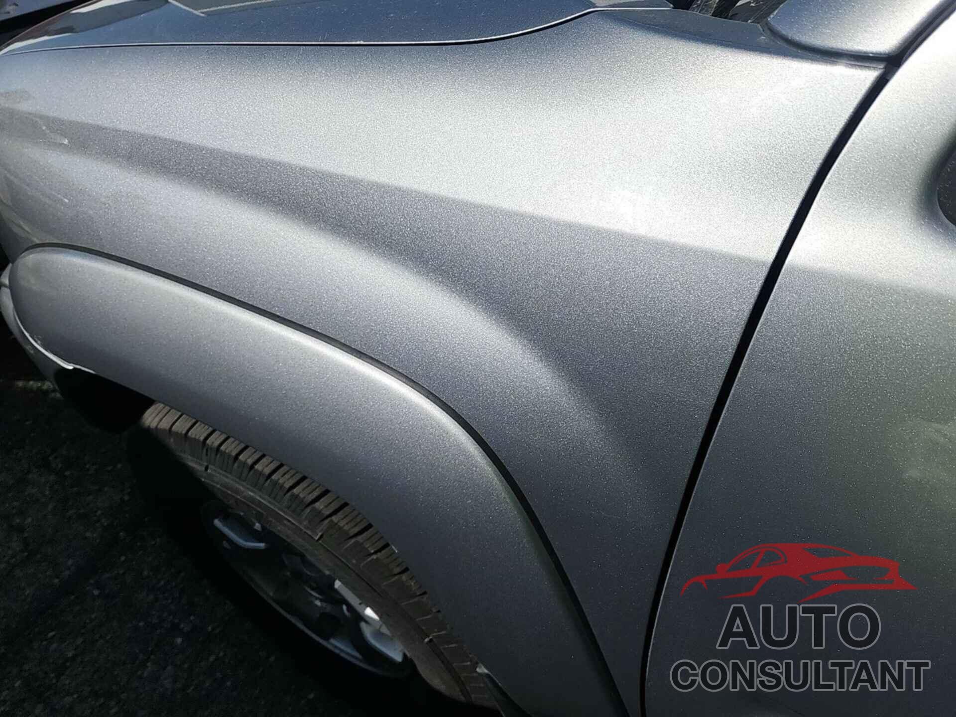 TOYOTA TACOMA 2015 - 3TMLU4EN1FM194654