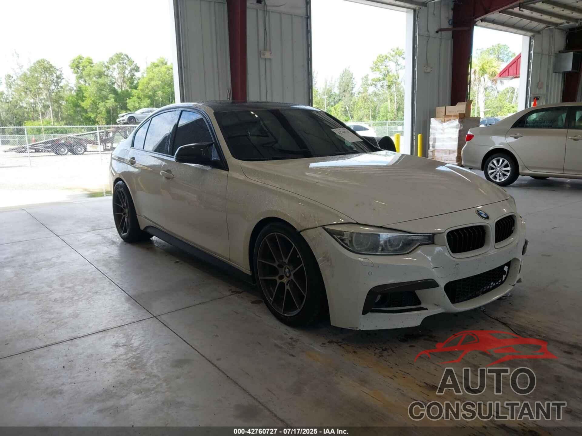 BMW 328I 2016 - WBA8E9G51GNU28700