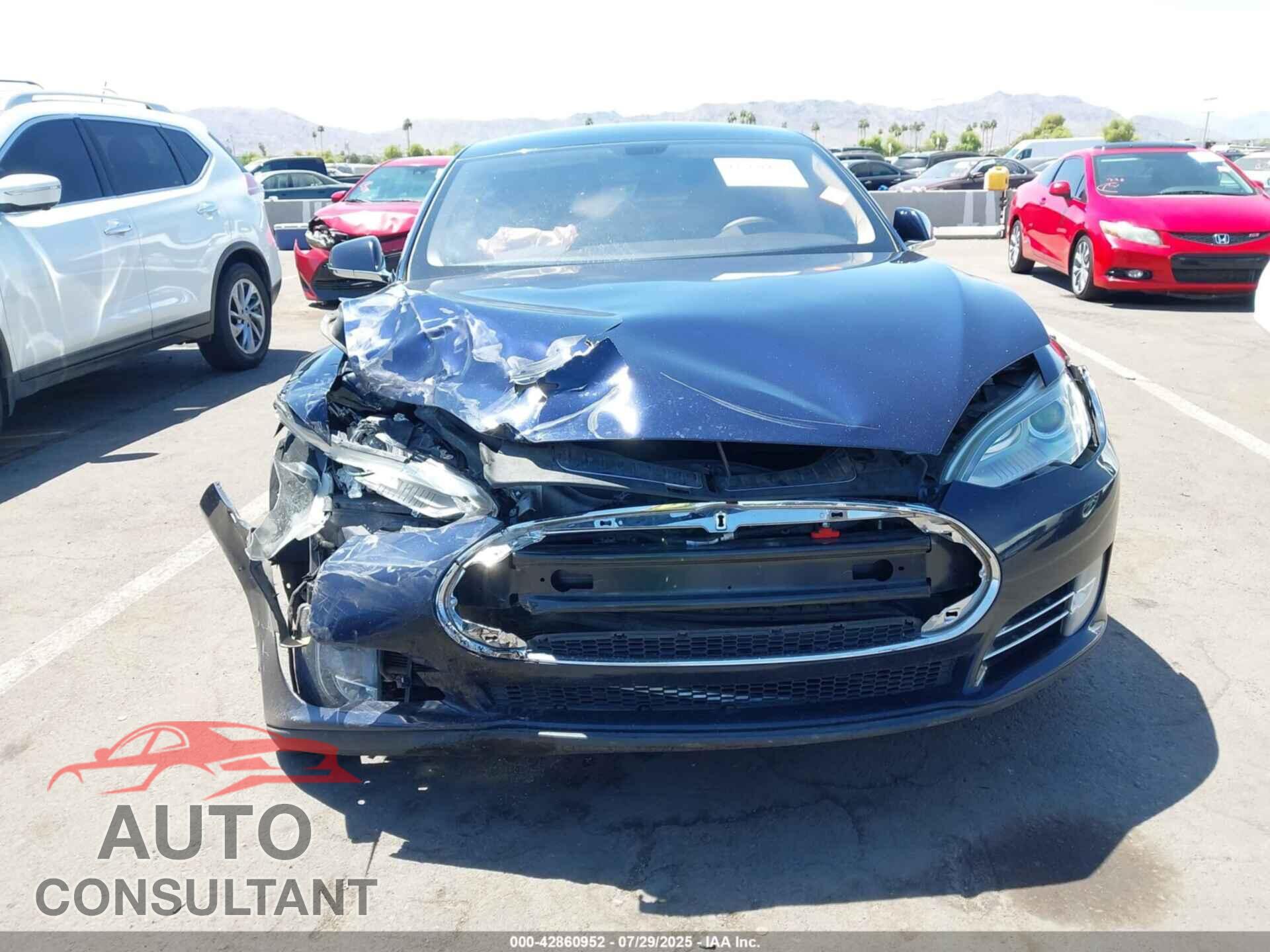 TESLA MODEL S 2013 - 5YJSA1DN6DFP06348
