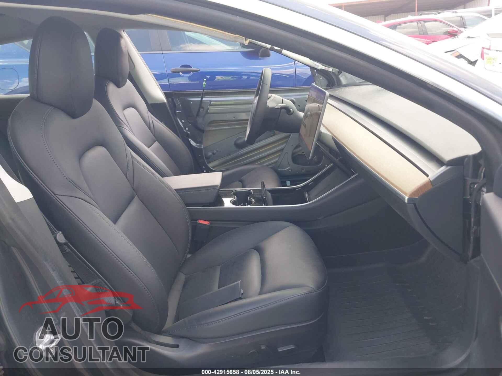 TESLA MODEL 3 2020 - 5YJ3E1EA9LF739265