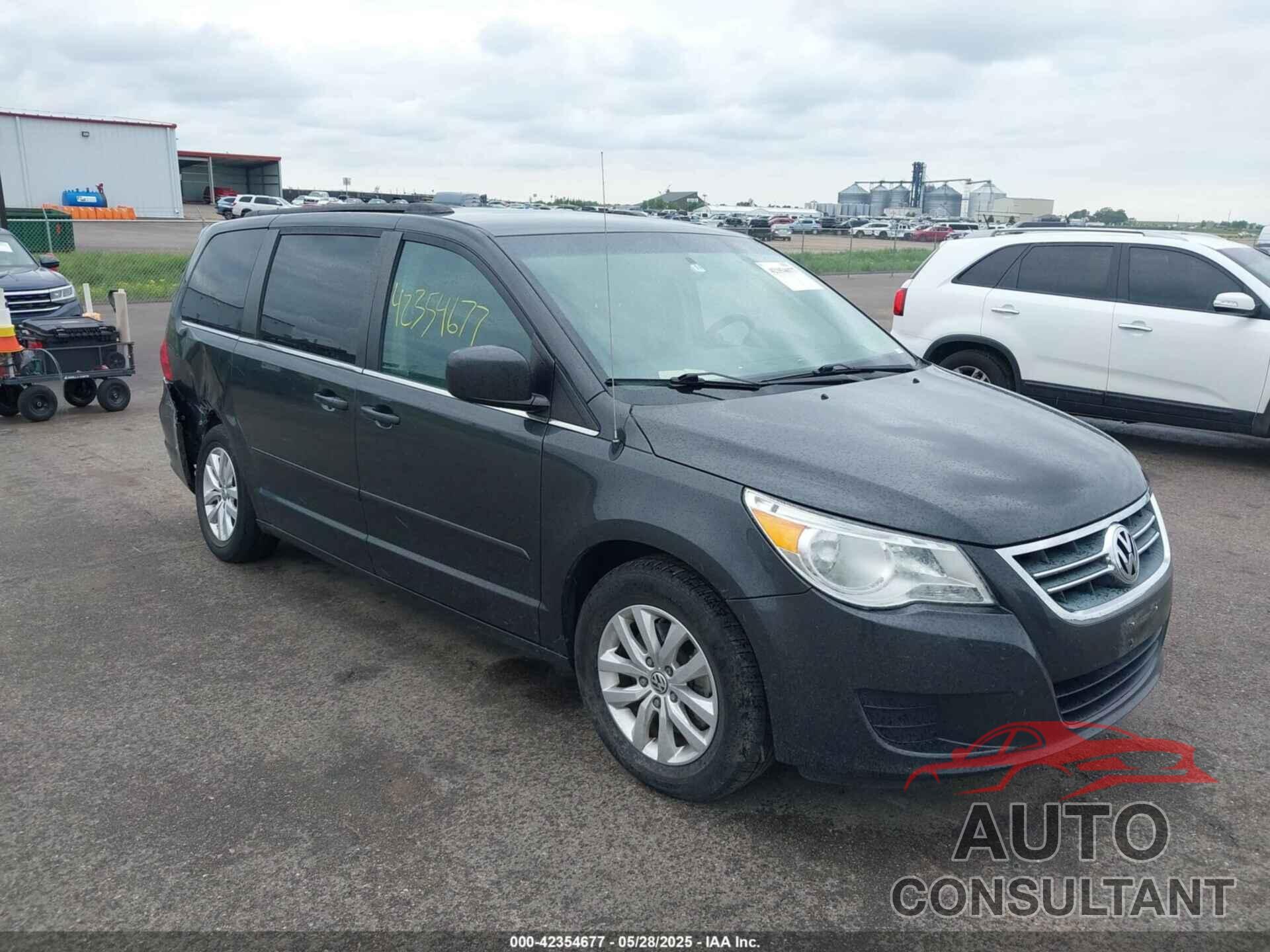 VOLKSWAGEN ROUTAN 2012 - 2C4RVABG0CR390701