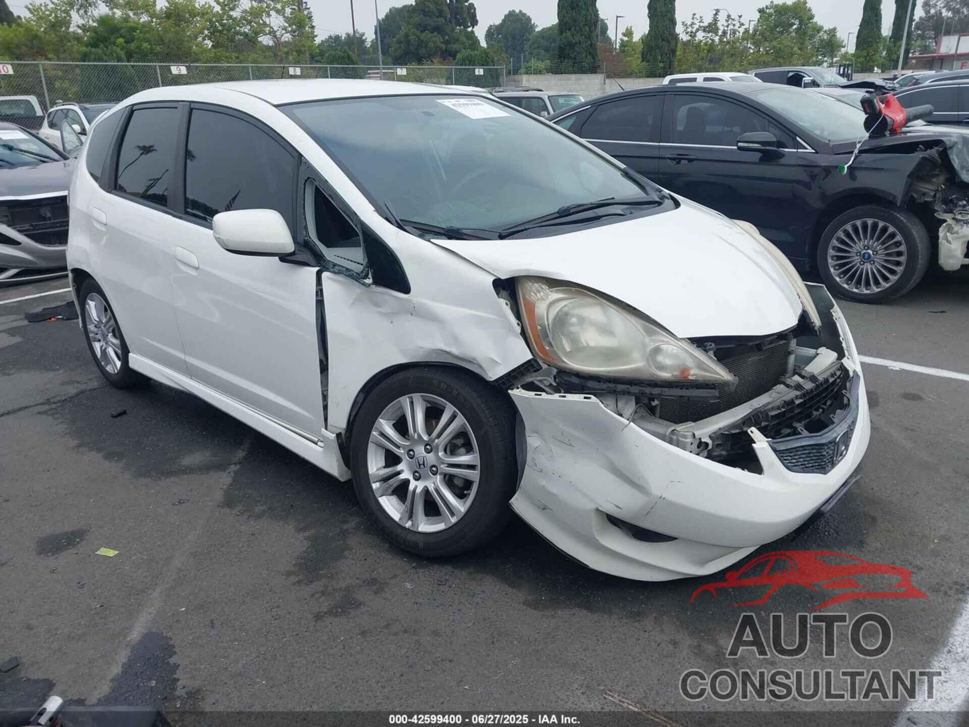 HONDA FIT 2010 - JHMGE8H43AC031411