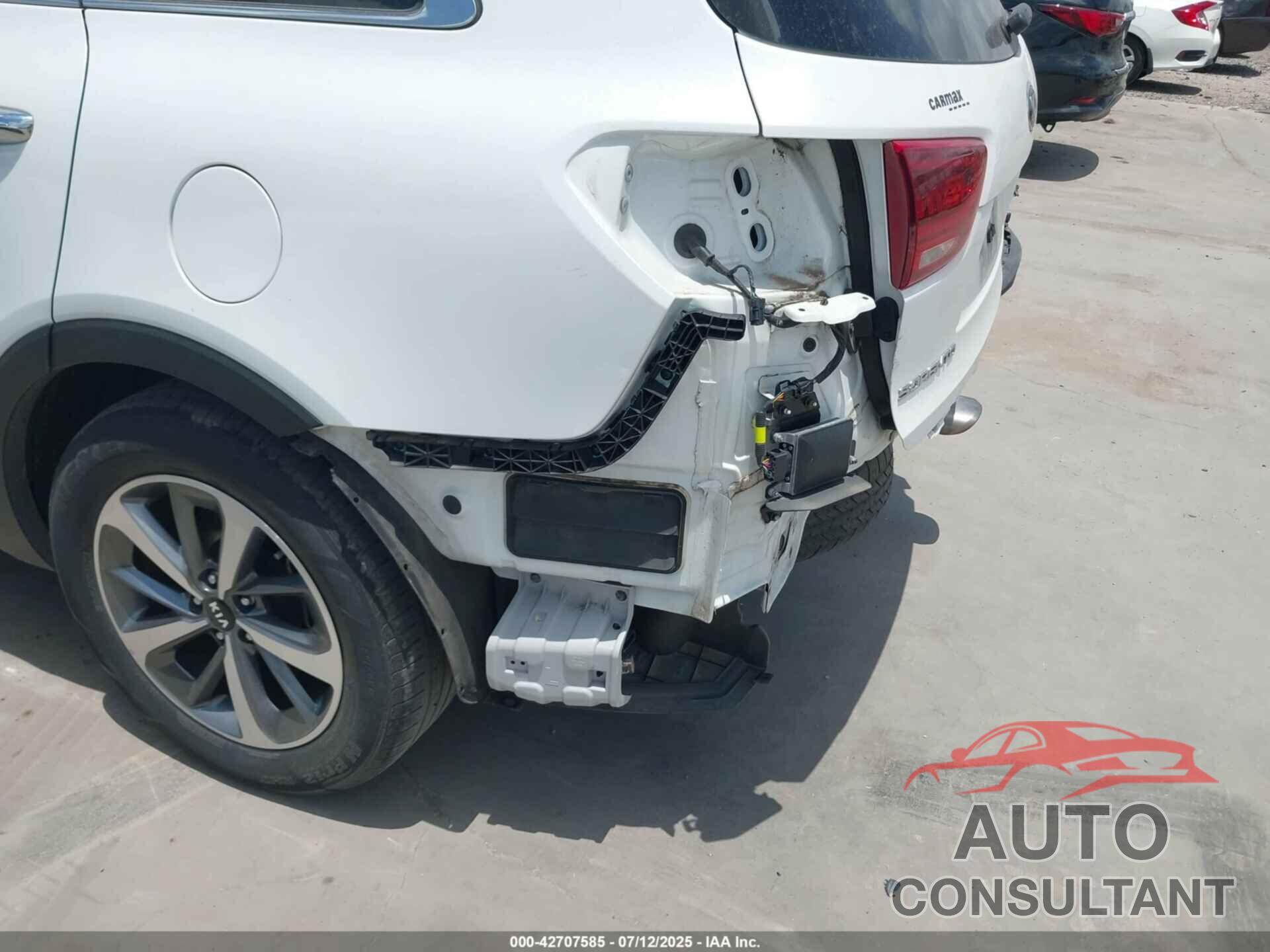 KIA SORENTO 2019 - 5XYPH4A56KG521598