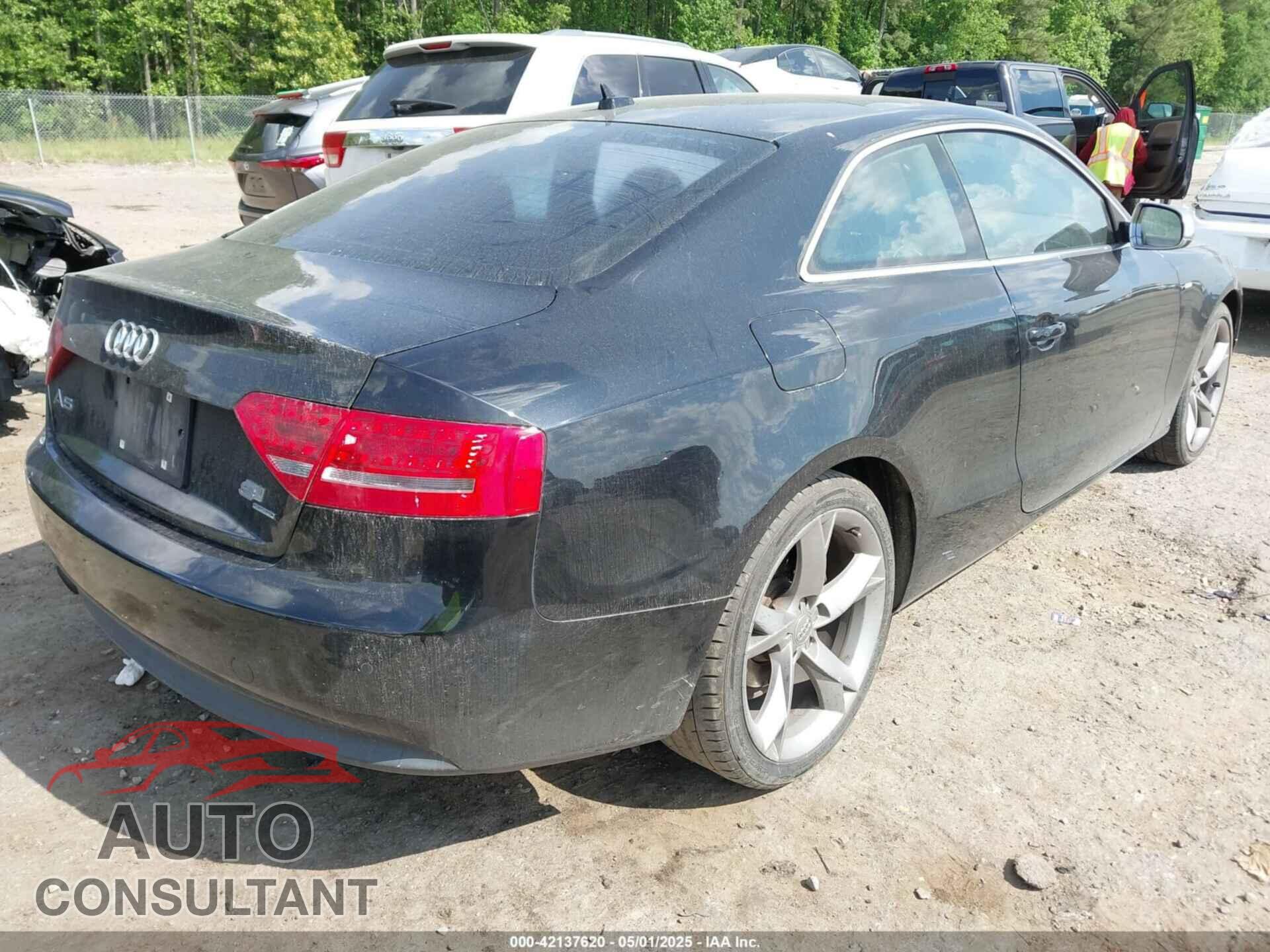 AUDI A5 2011 - WAULFAFR2BA022552