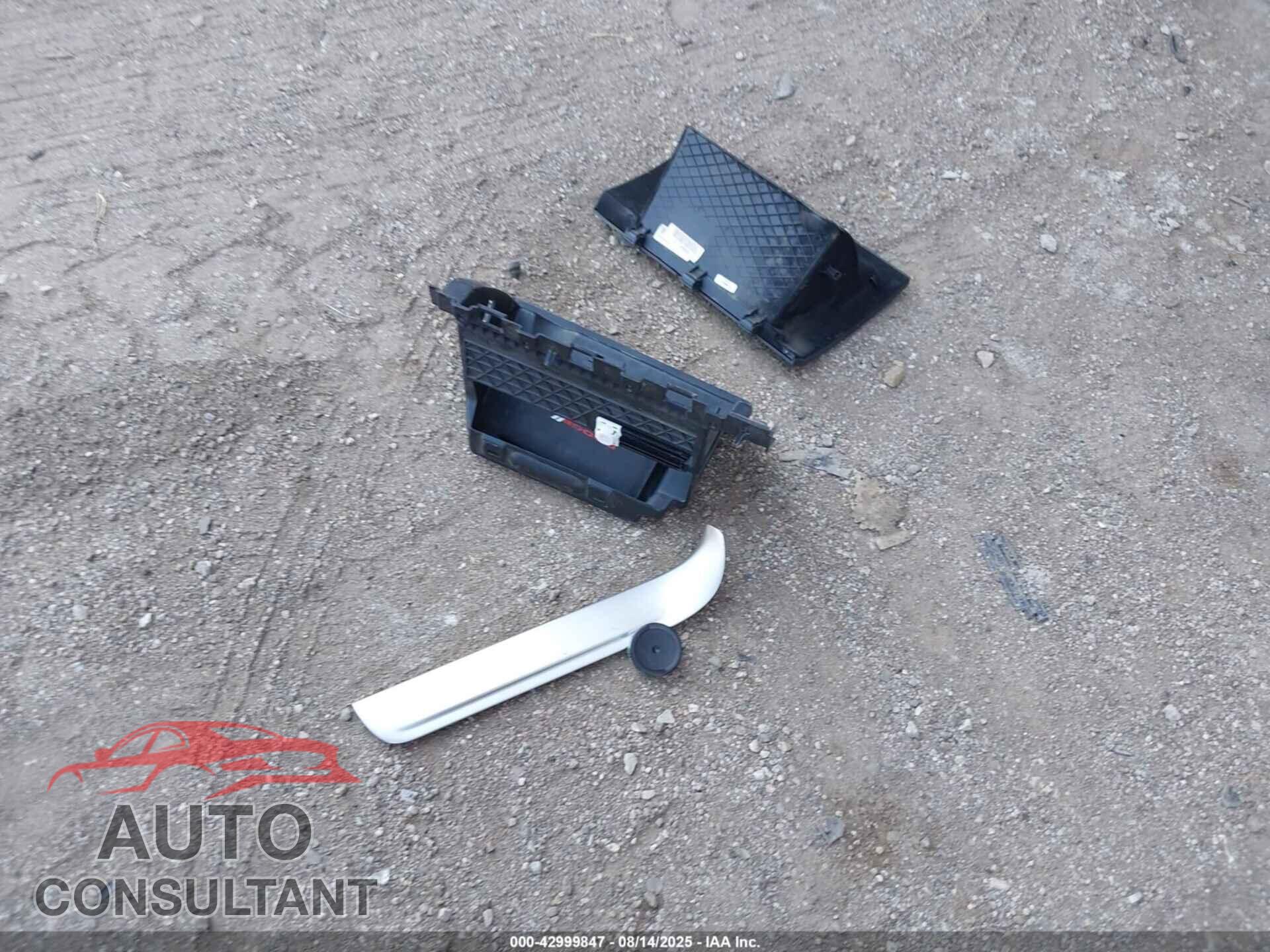 DODGE DURANGO 2013 - 1C4RDJAG1DC654121