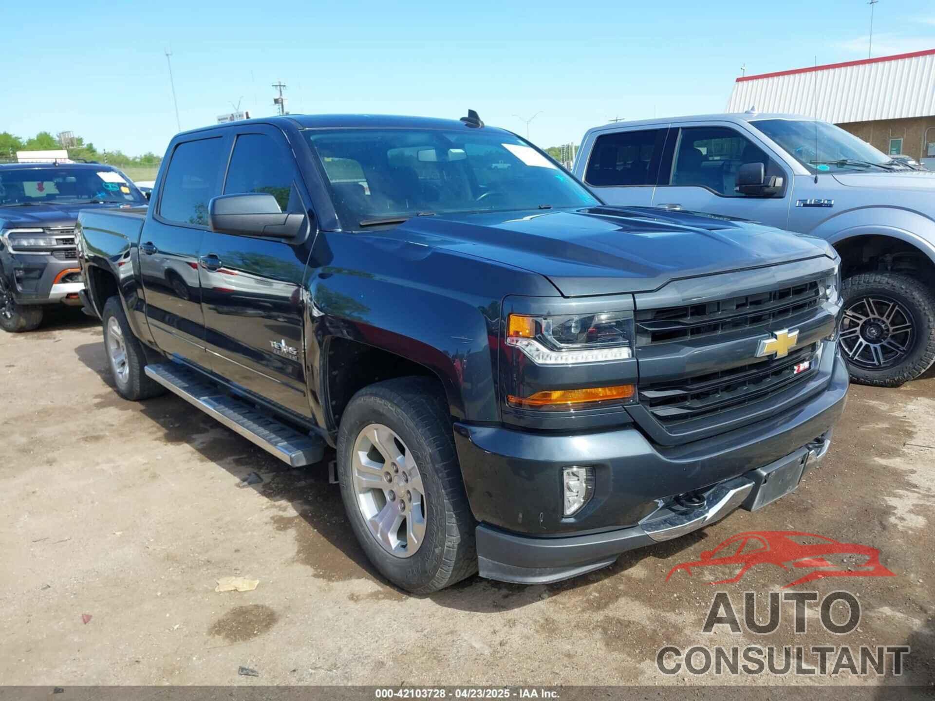 CHEVROLET SILVERADO 1500 2018 - 3GCUKREC5JG429652