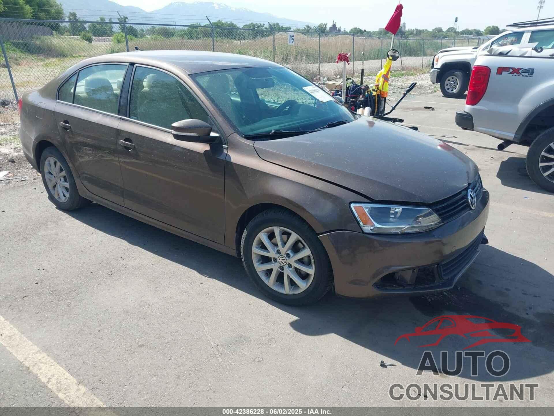 VOLKSWAGEN JETTA 2012 - 3VWDP7AJ9CM450774