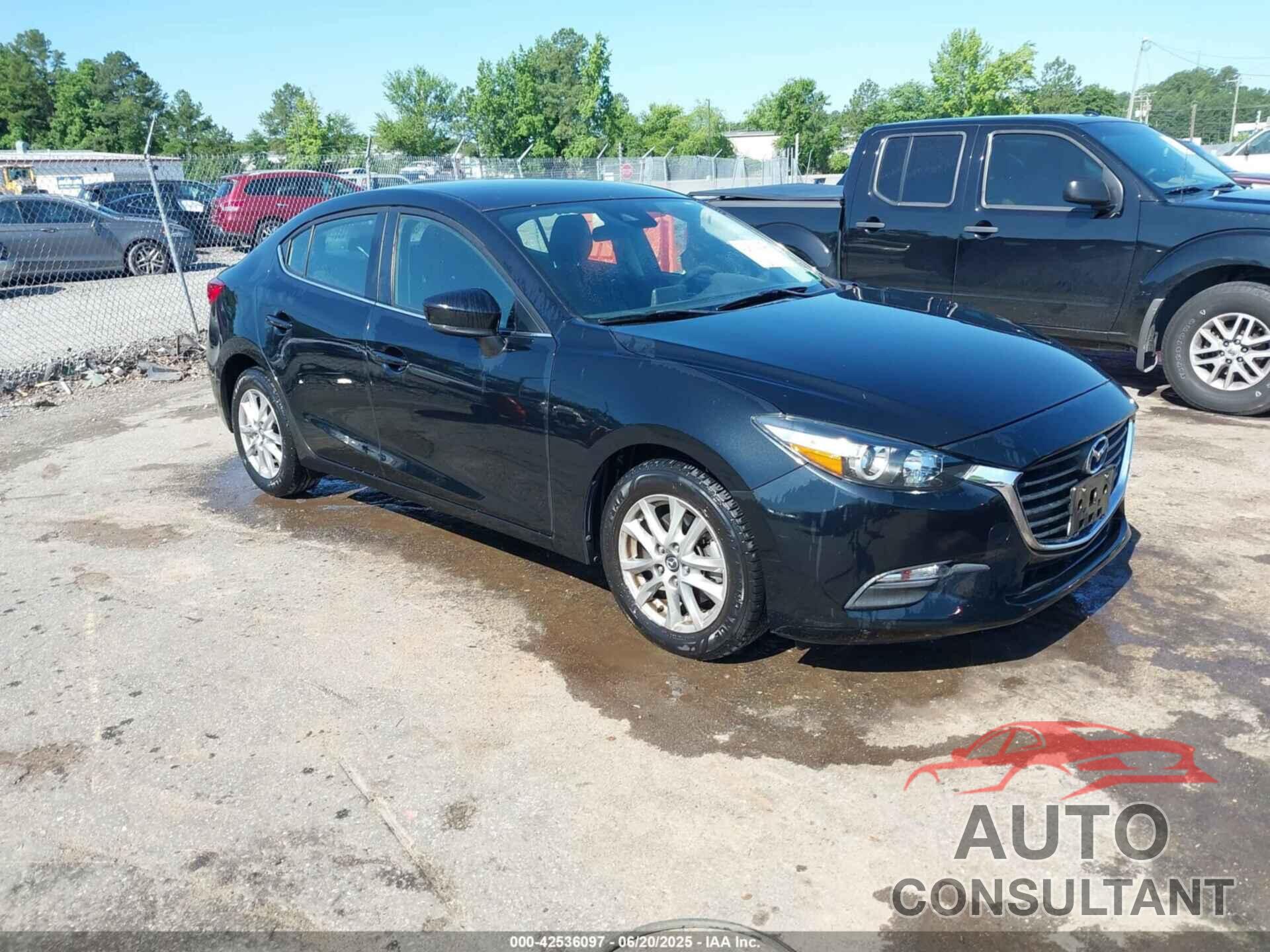 MAZDA MAZDA3 2018 - 3MZBN1U76JM274435