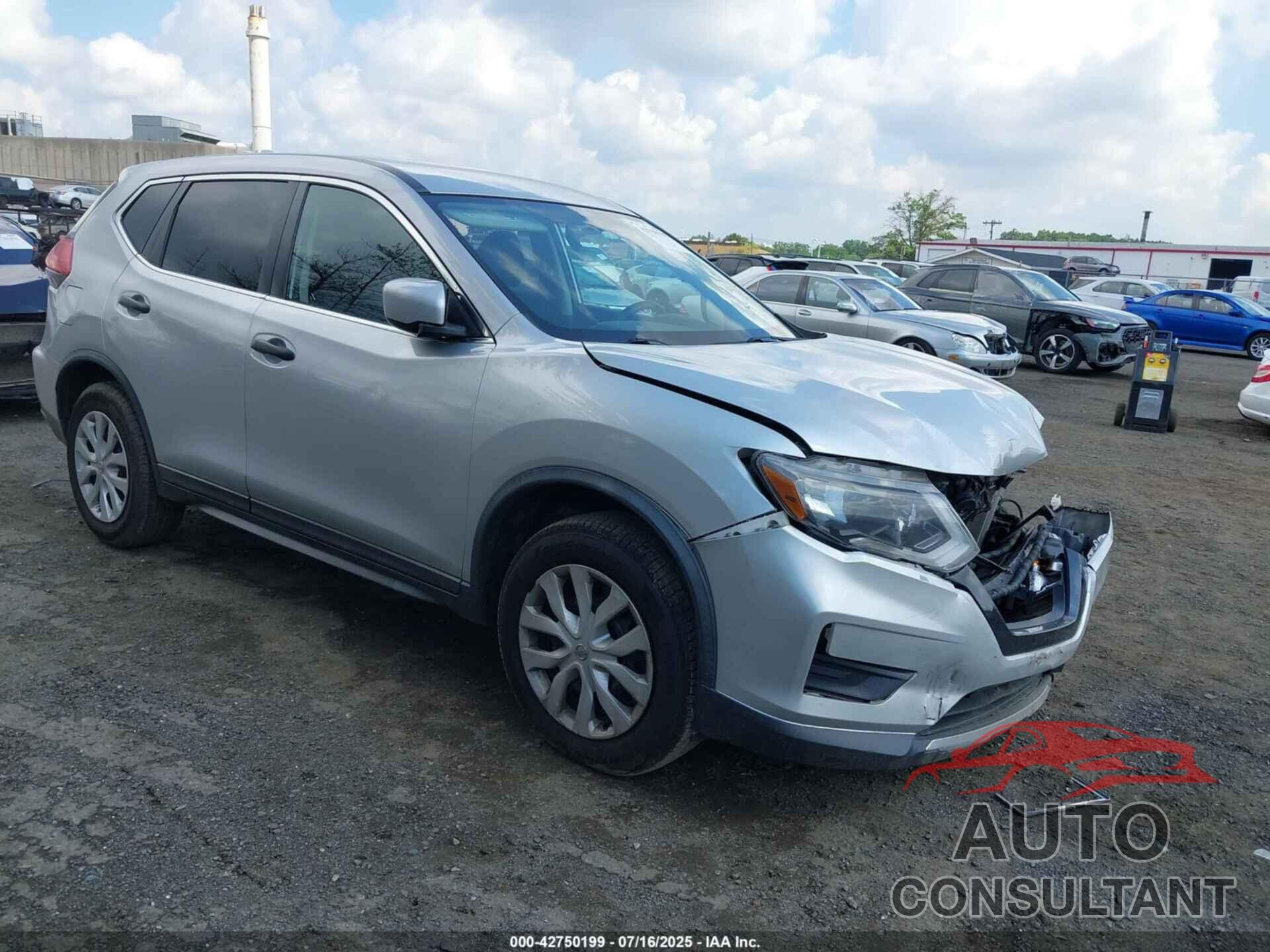 NISSAN ROGUE 2017 - KNMAT2MV2HP534066