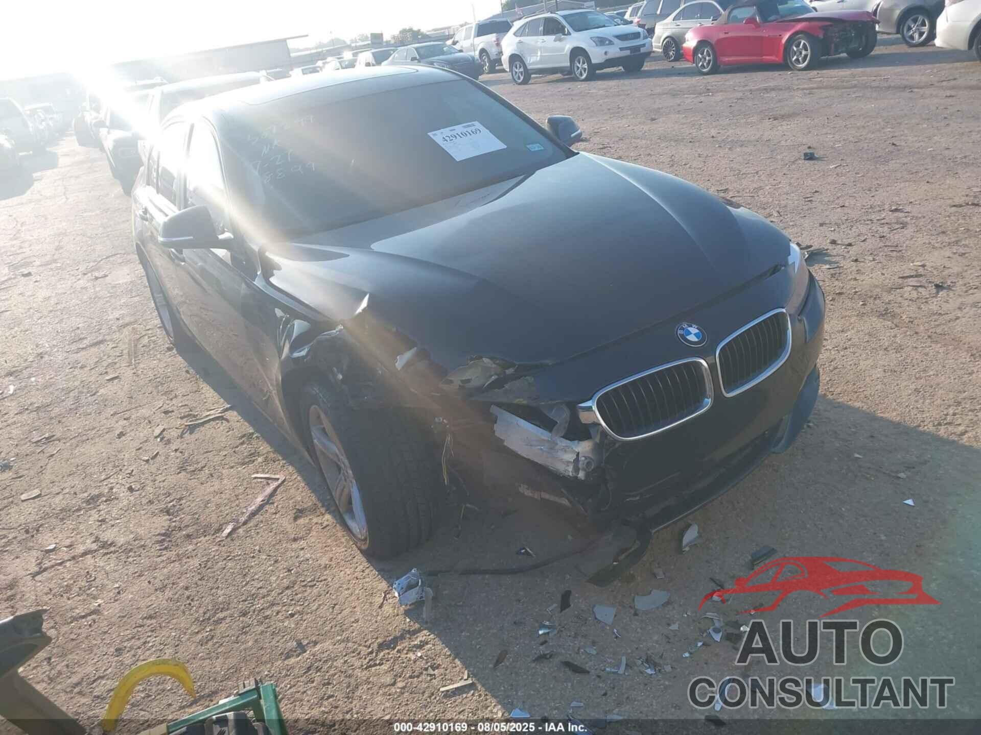 BMW 328I 2014 - WBA3B5G51ENS08899
