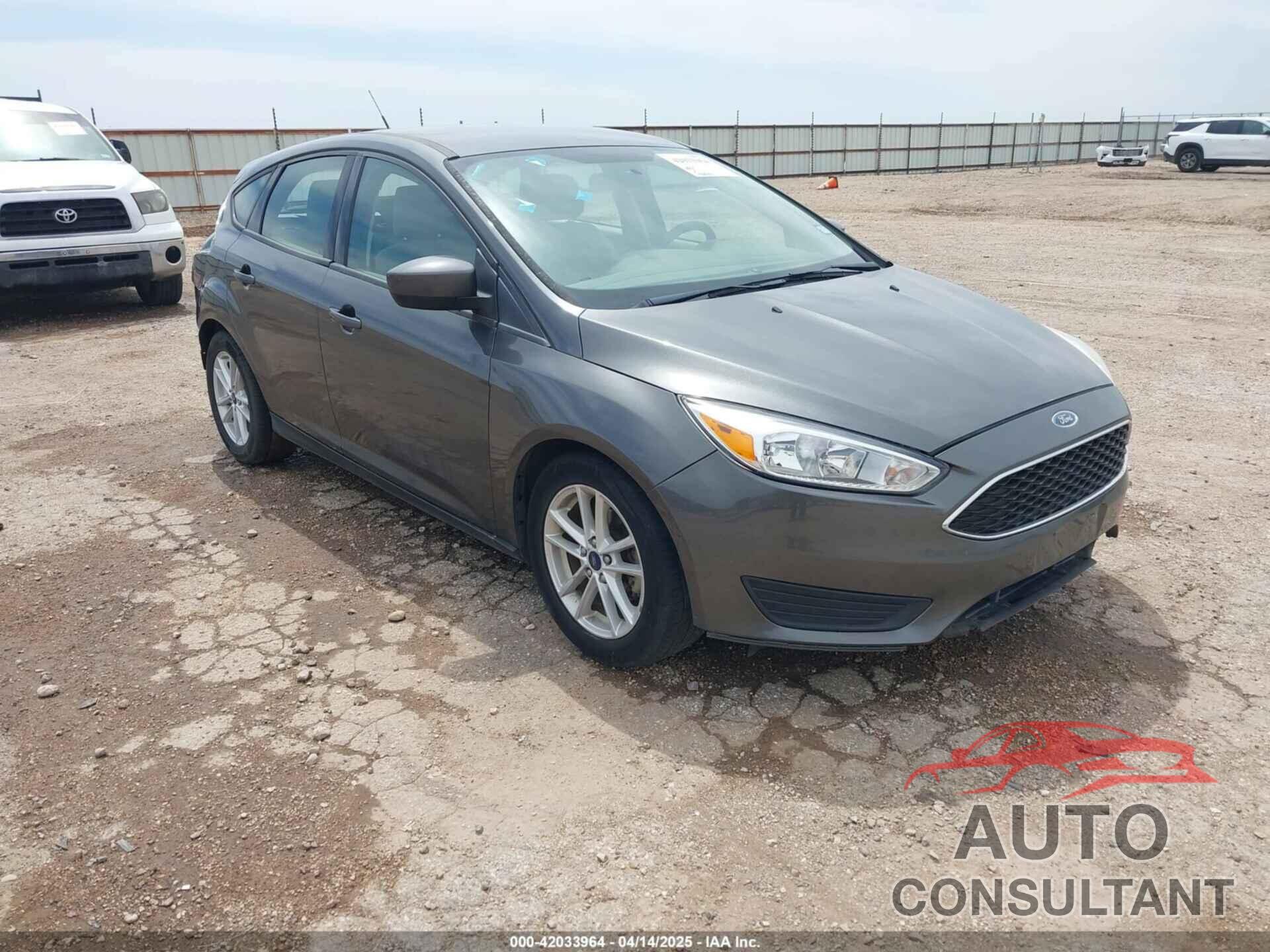 FORD FOCUS 2018 - 1FADP3K27JL273357