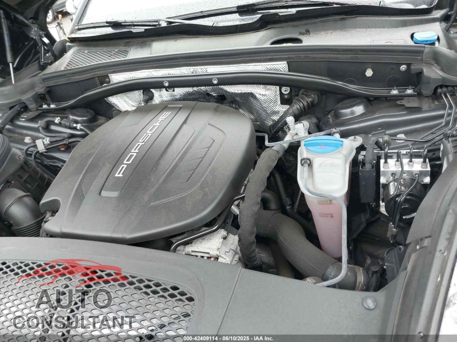 PORSCHE MACAN 2018 - WP1AA2A57JLB01414