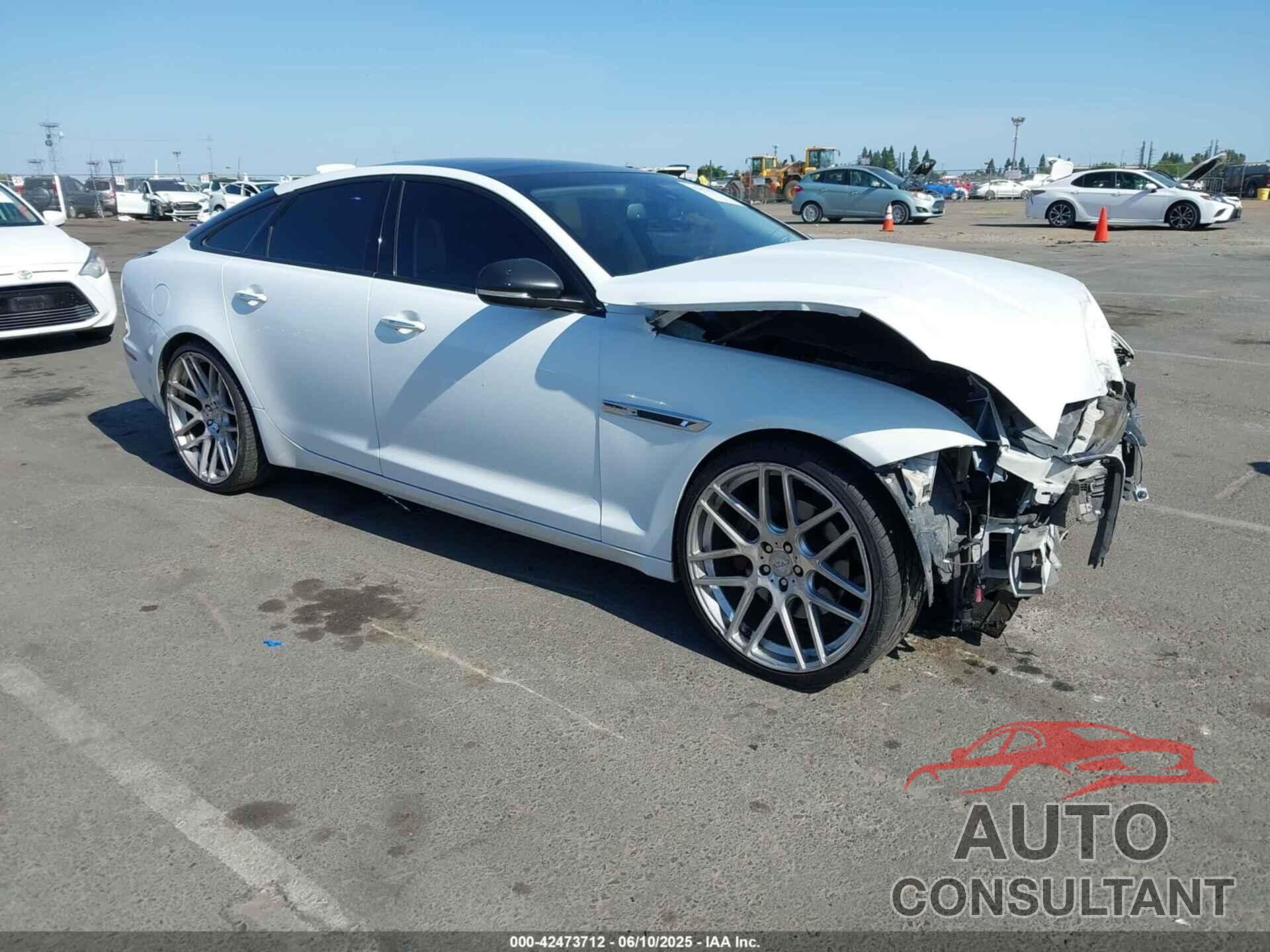 JAGUAR XJ 2012 - SAJWA1CB6CLV34389
