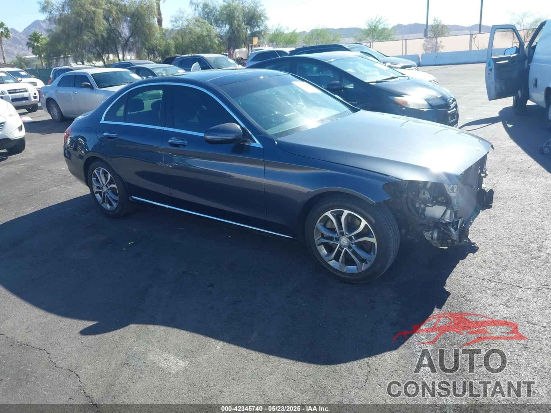 MERCEDES-BENZ C 300 2016 - 55SWF4JB5GU111976